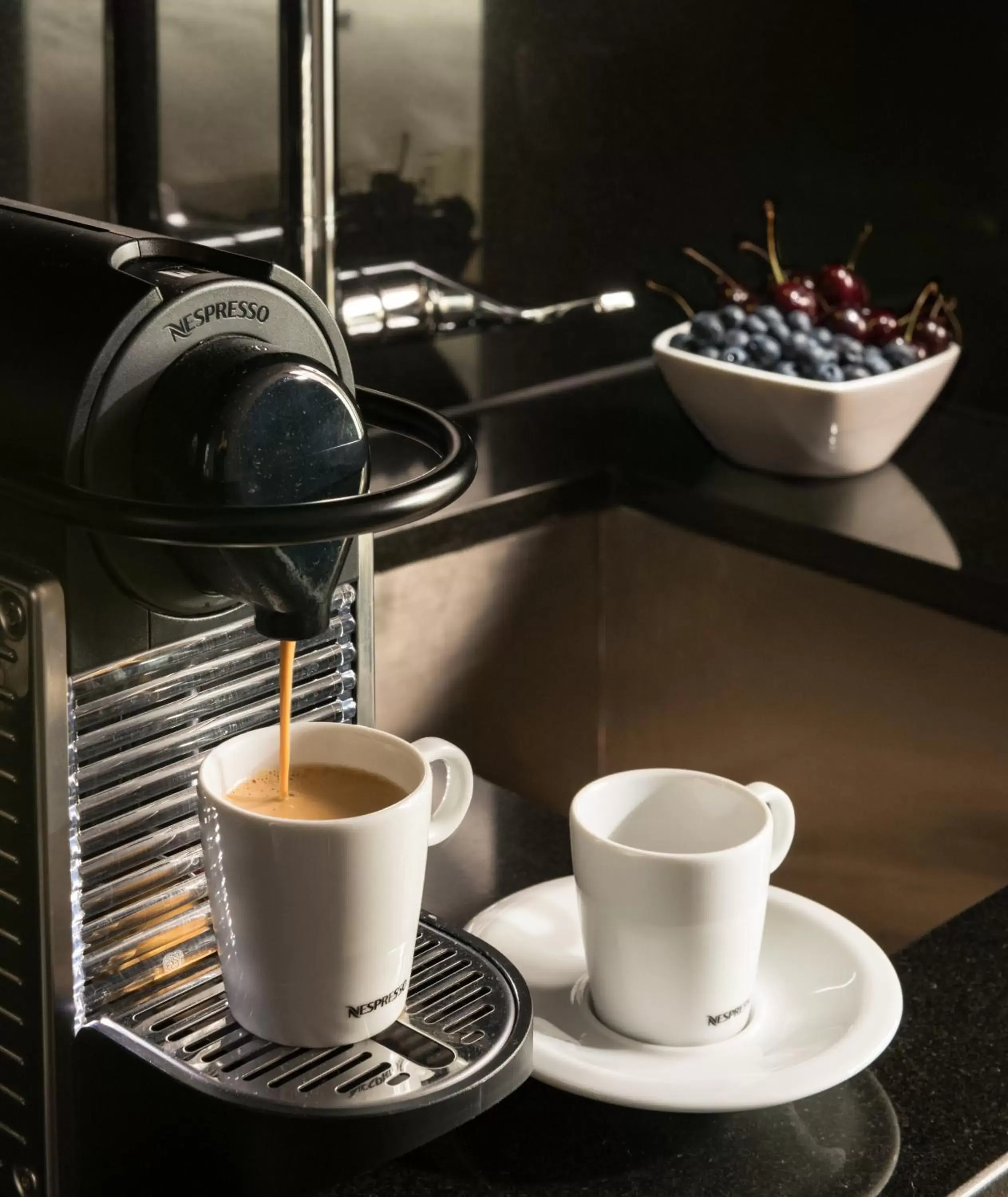 Coffee/tea facilities in 99 Bonham