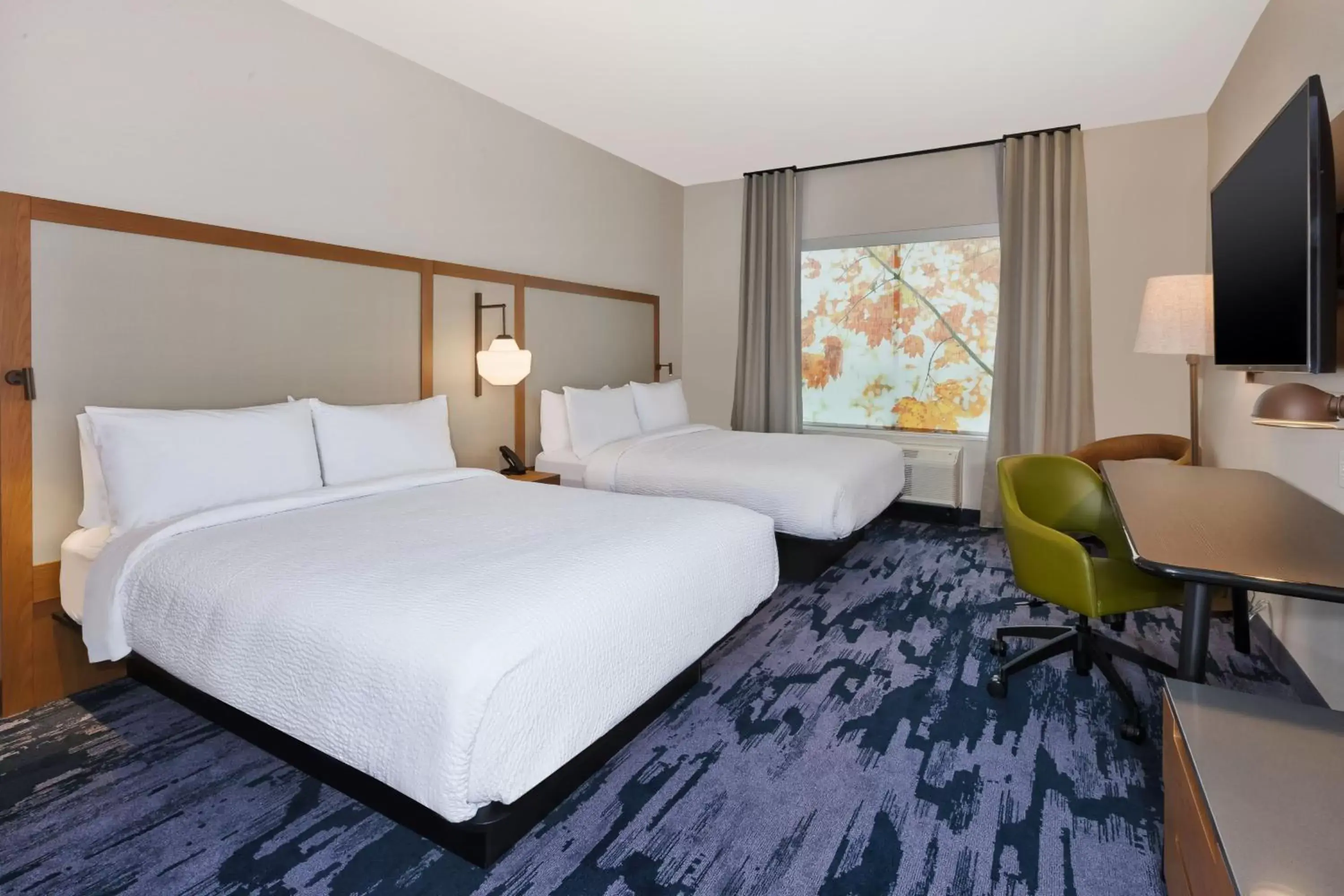 Photo of the whole room, Bed in Fairfield by Marriott Inn & Suites Grand Rapids North