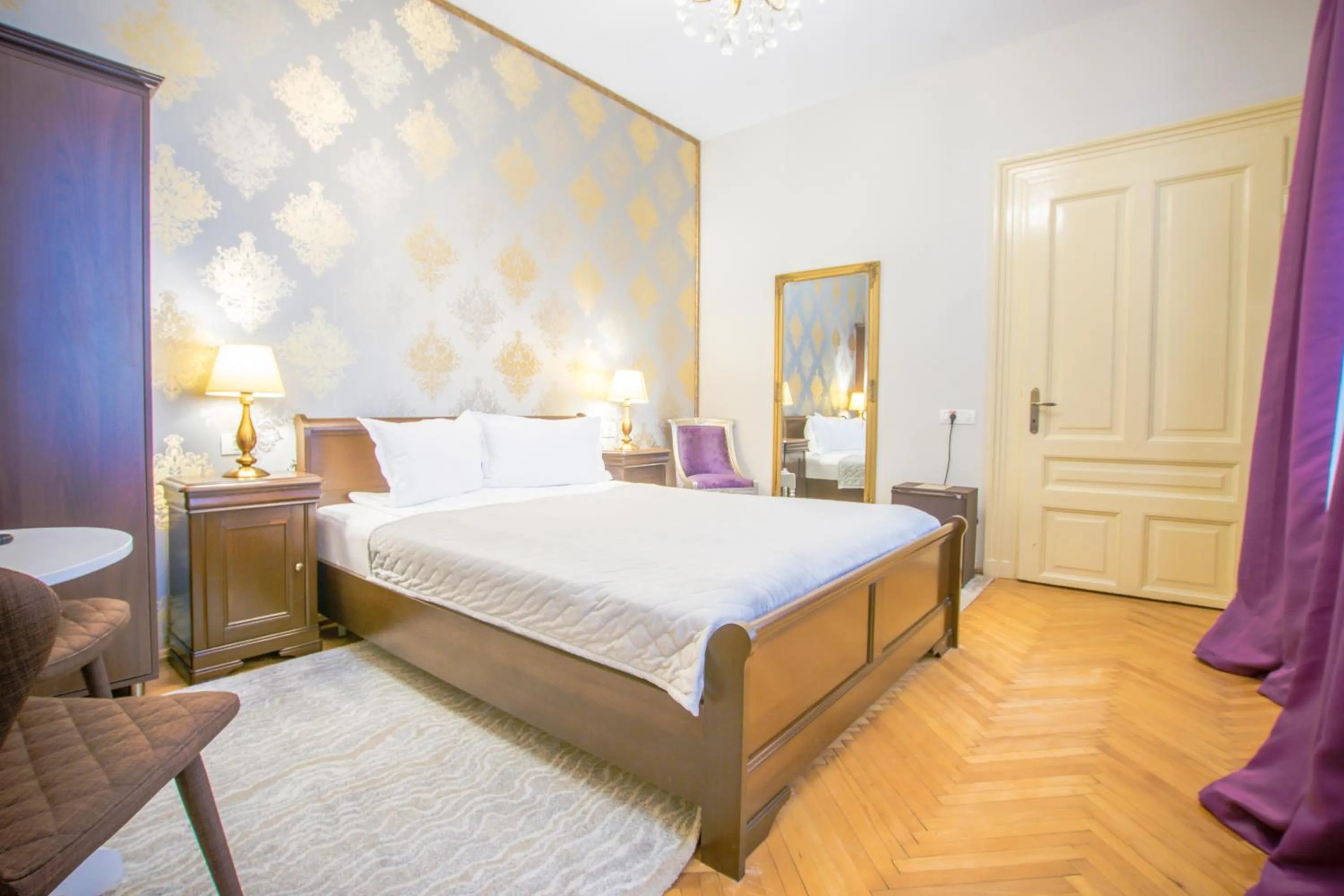 Bedroom, Bed in Safrano Palace