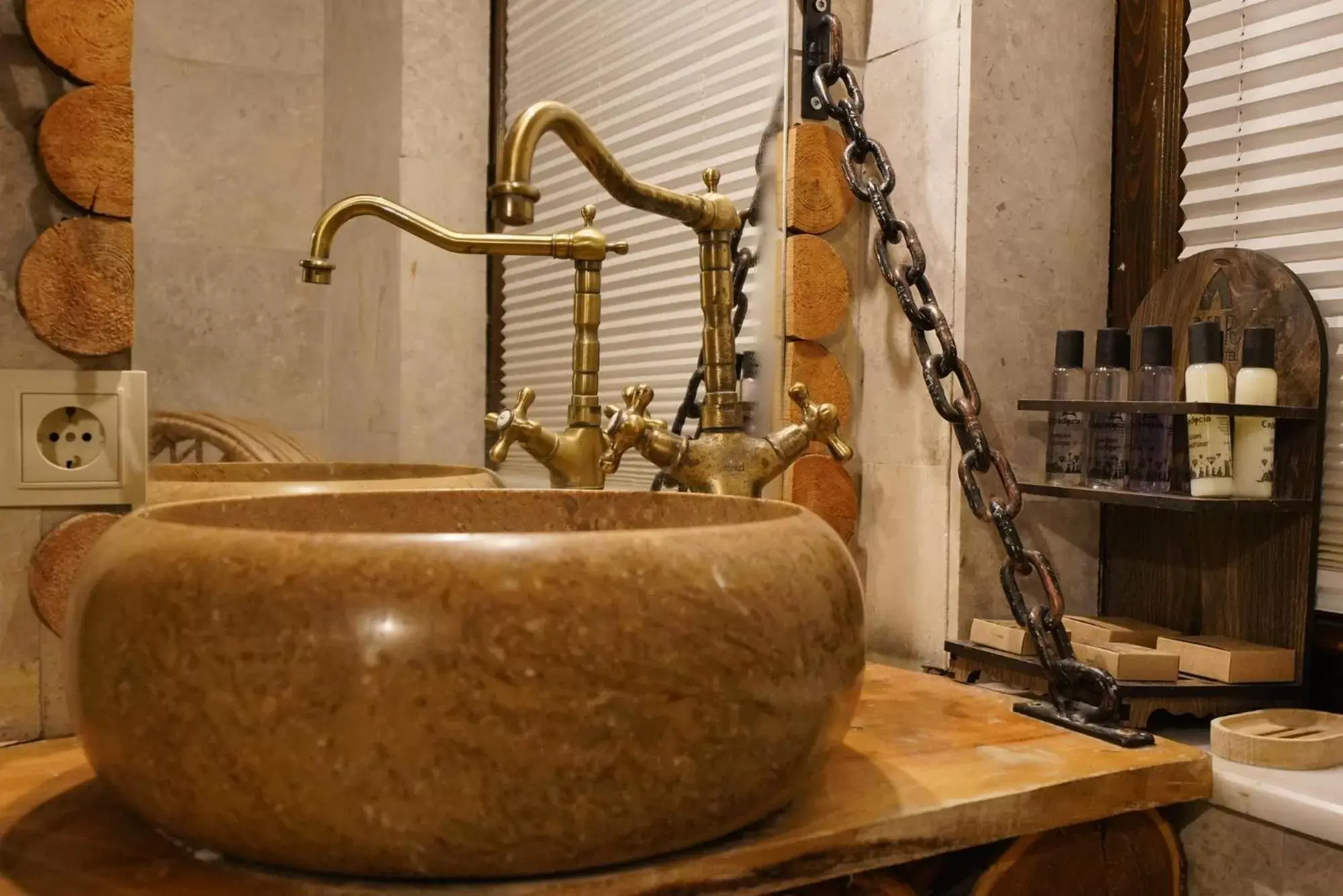 Bathroom in Cappadocia Nar Cave House & Hot Swimming Pool