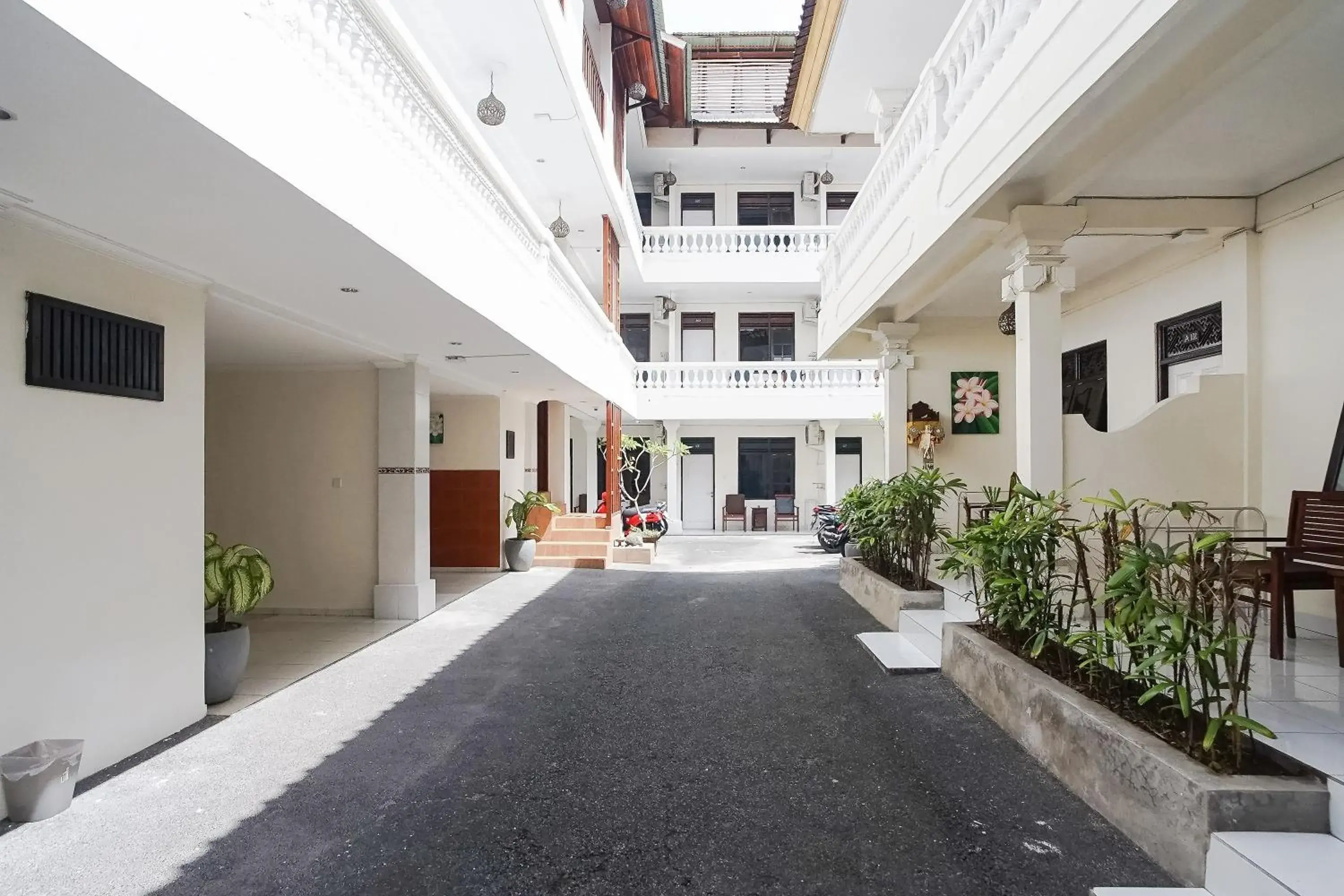 Property building in City Garden Bali Dwipa Hotel