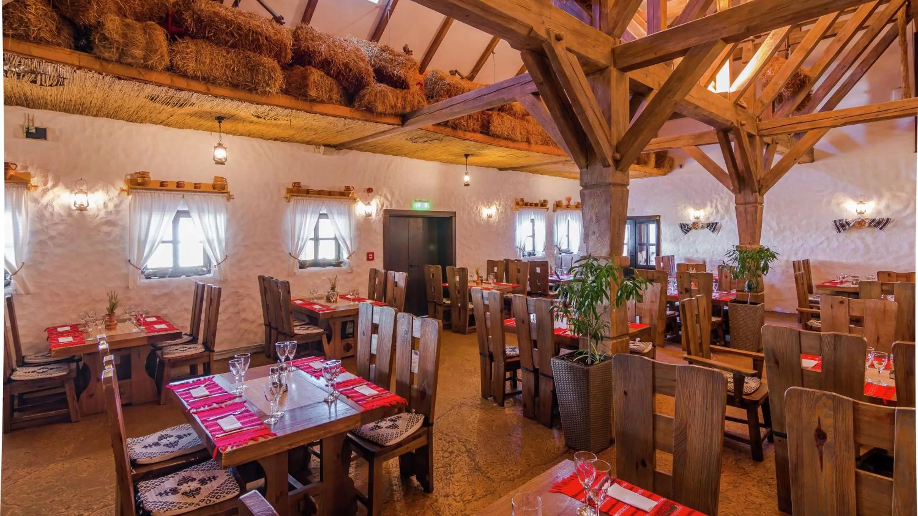 Restaurant/places to eat in Hilton Sibiu