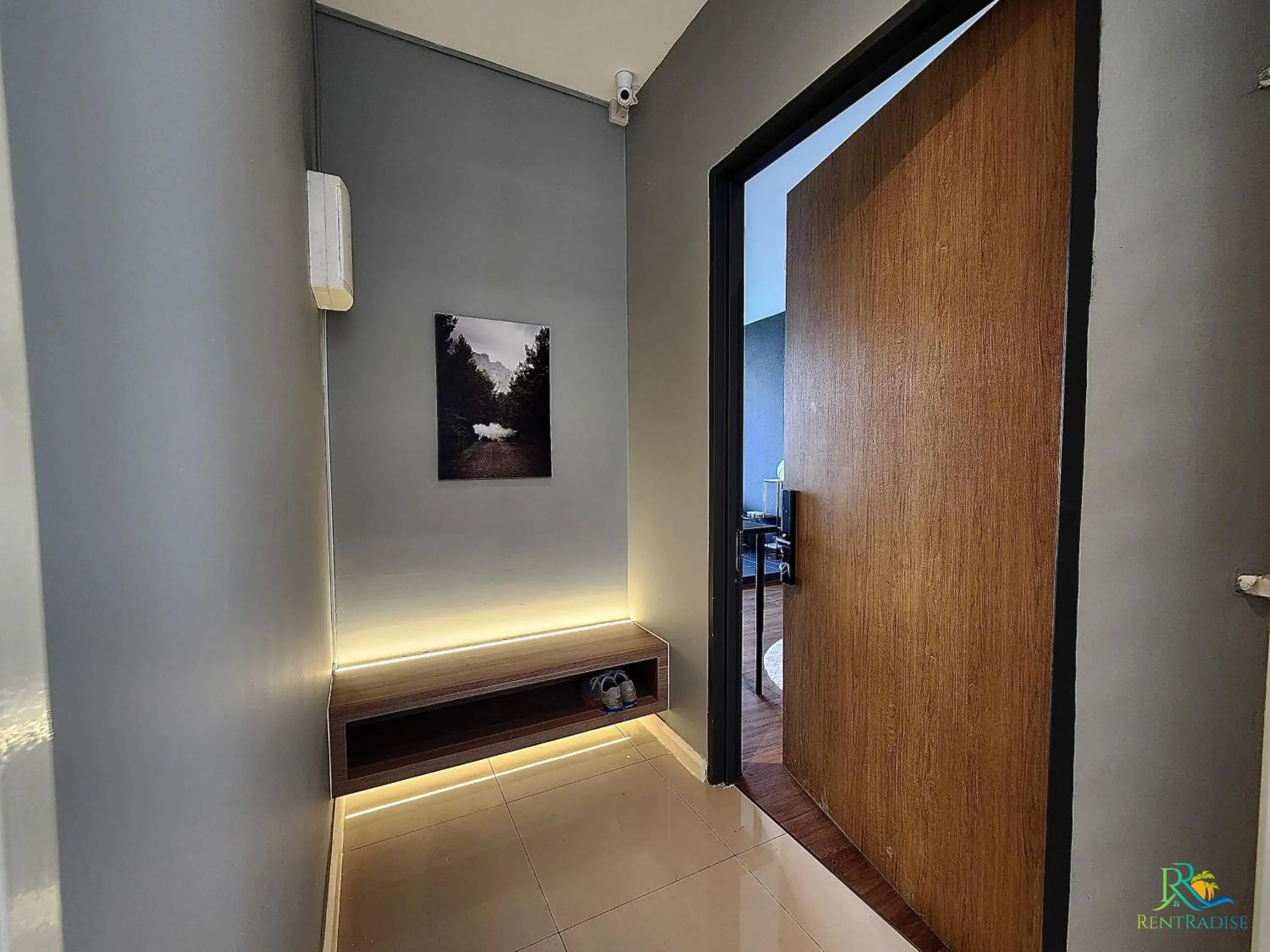 Facade/entrance in D pristine Family Suite By Holi