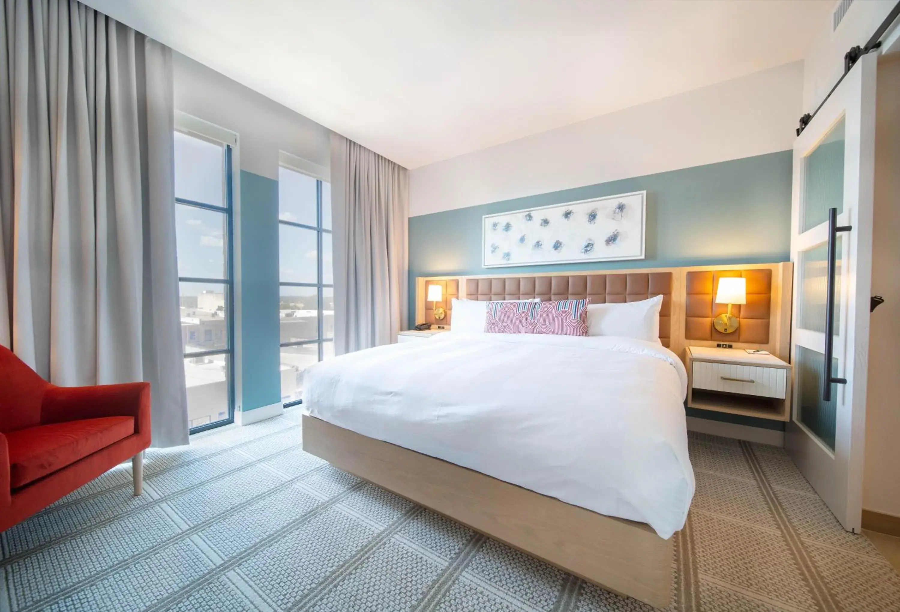 Bedroom, Bed in The Alamite, Tuscaloosa, a Tribute Portfolio Hotel Bedroom, Bed in The Alamite, Tuscaloosa, a Tribute Portfolio Hotel