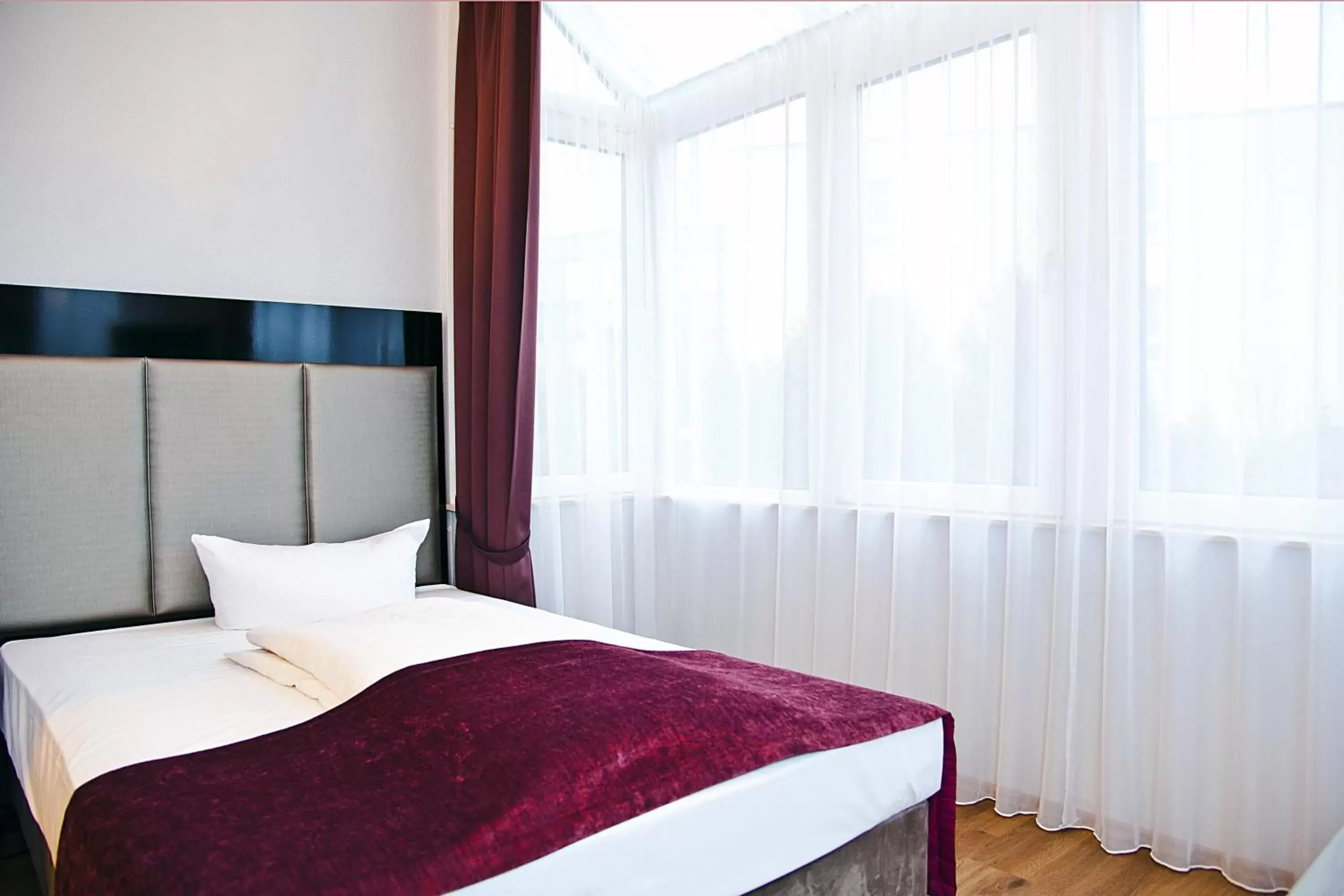 Photo of the whole room, Bed in Arena Villa am Wasserpark