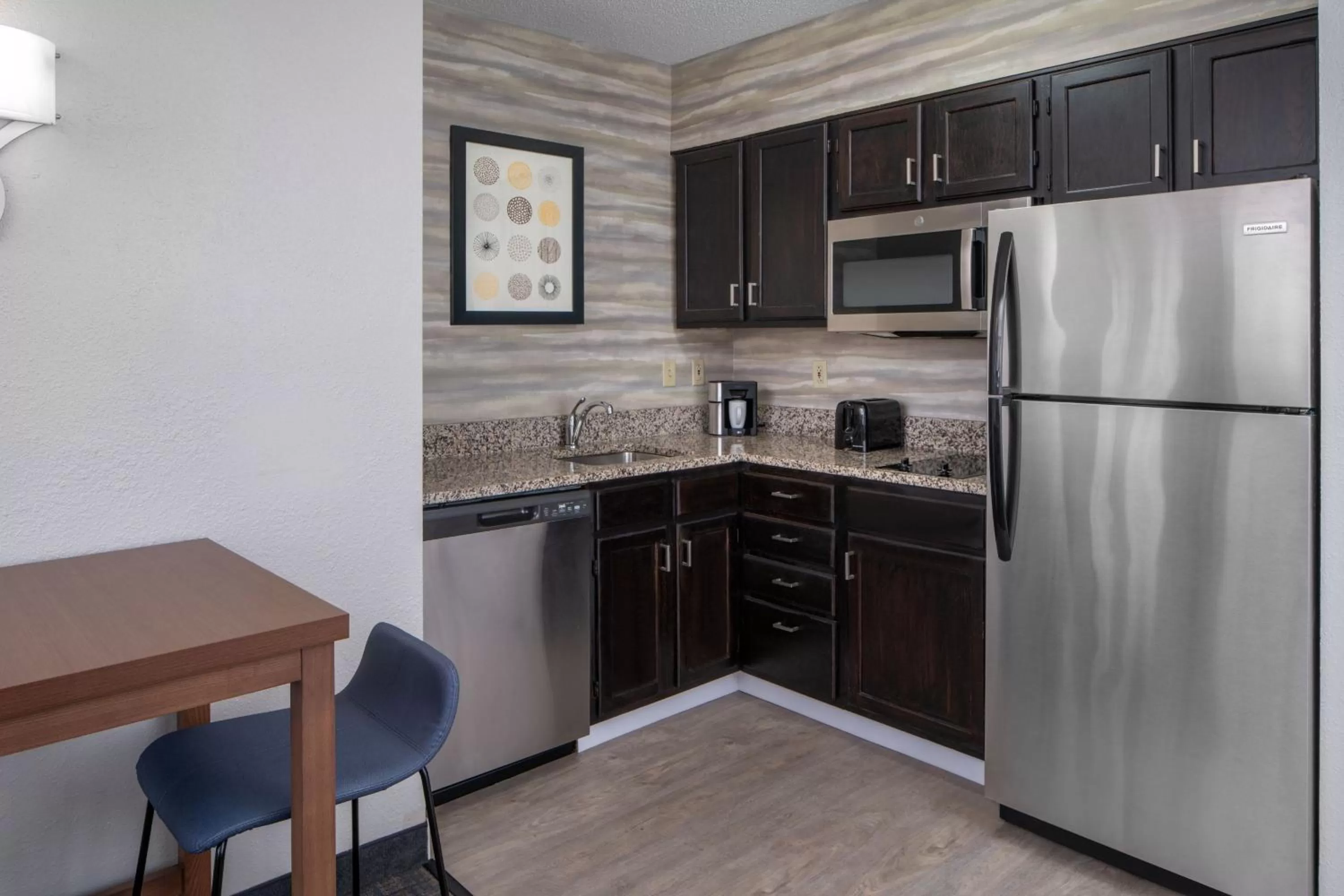 Kitchen or kitchenette in Residence Inn Charleston Riverview