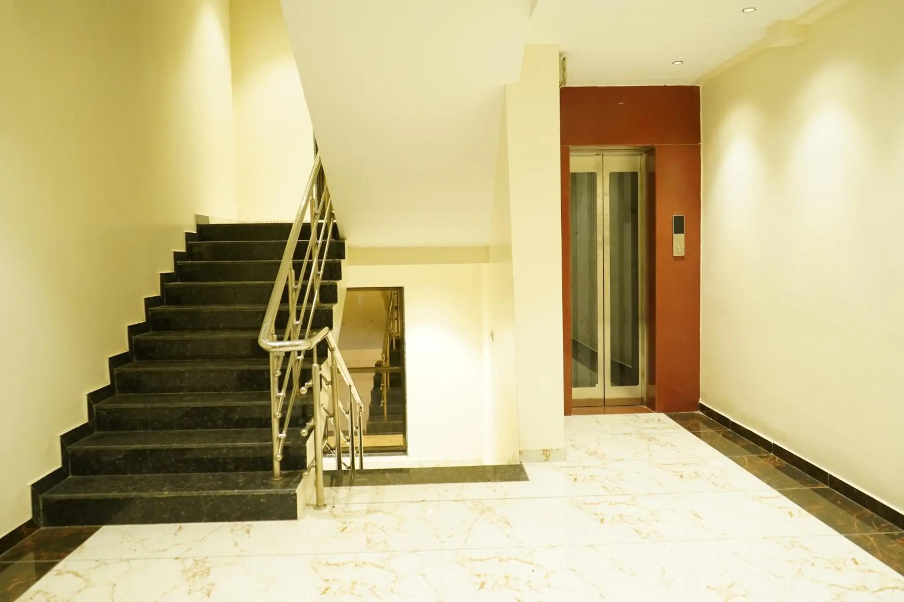 elevator in Hotel Madhavan International