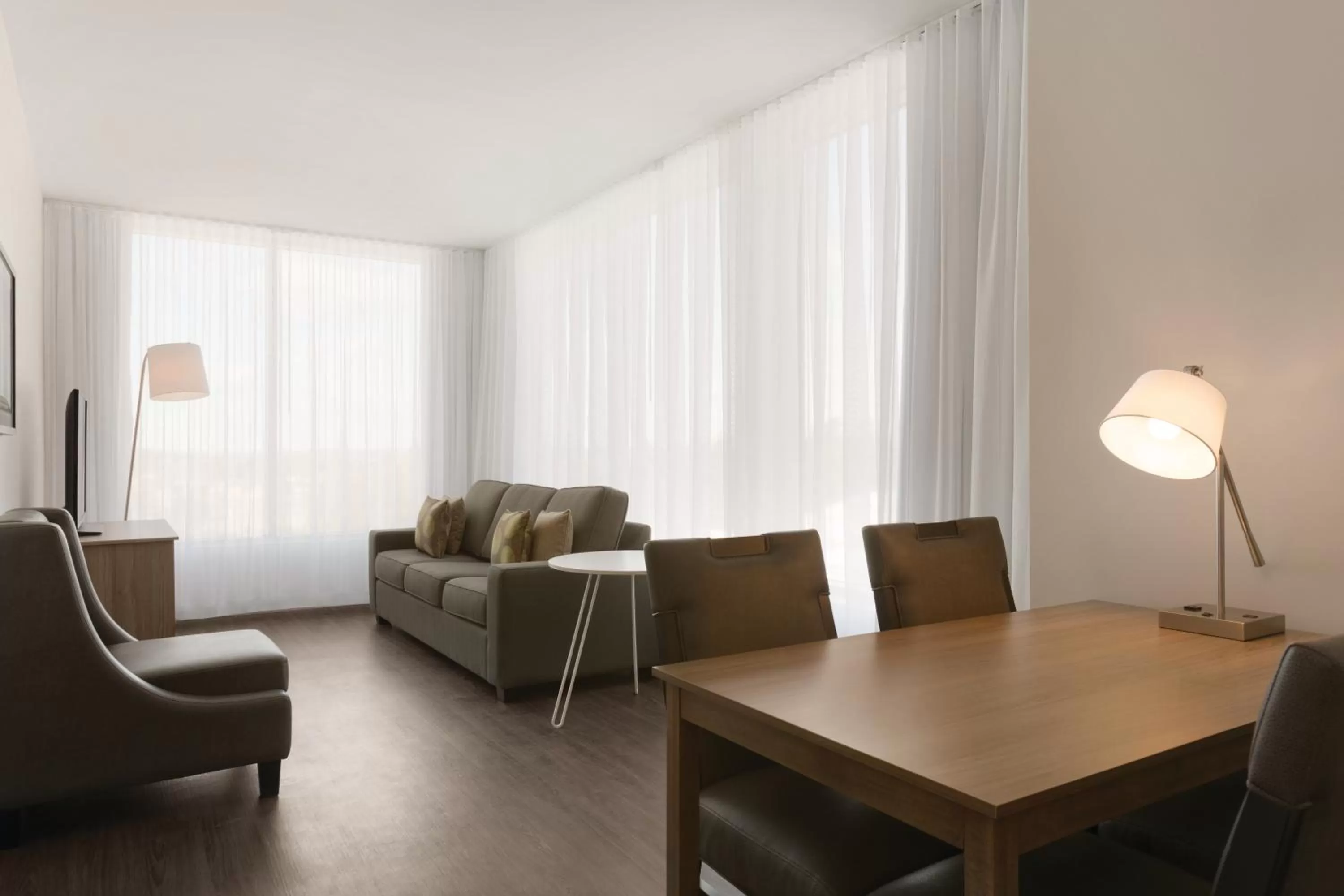 Living room in Radisson Kingswood Hotel & Suites, Fredericton