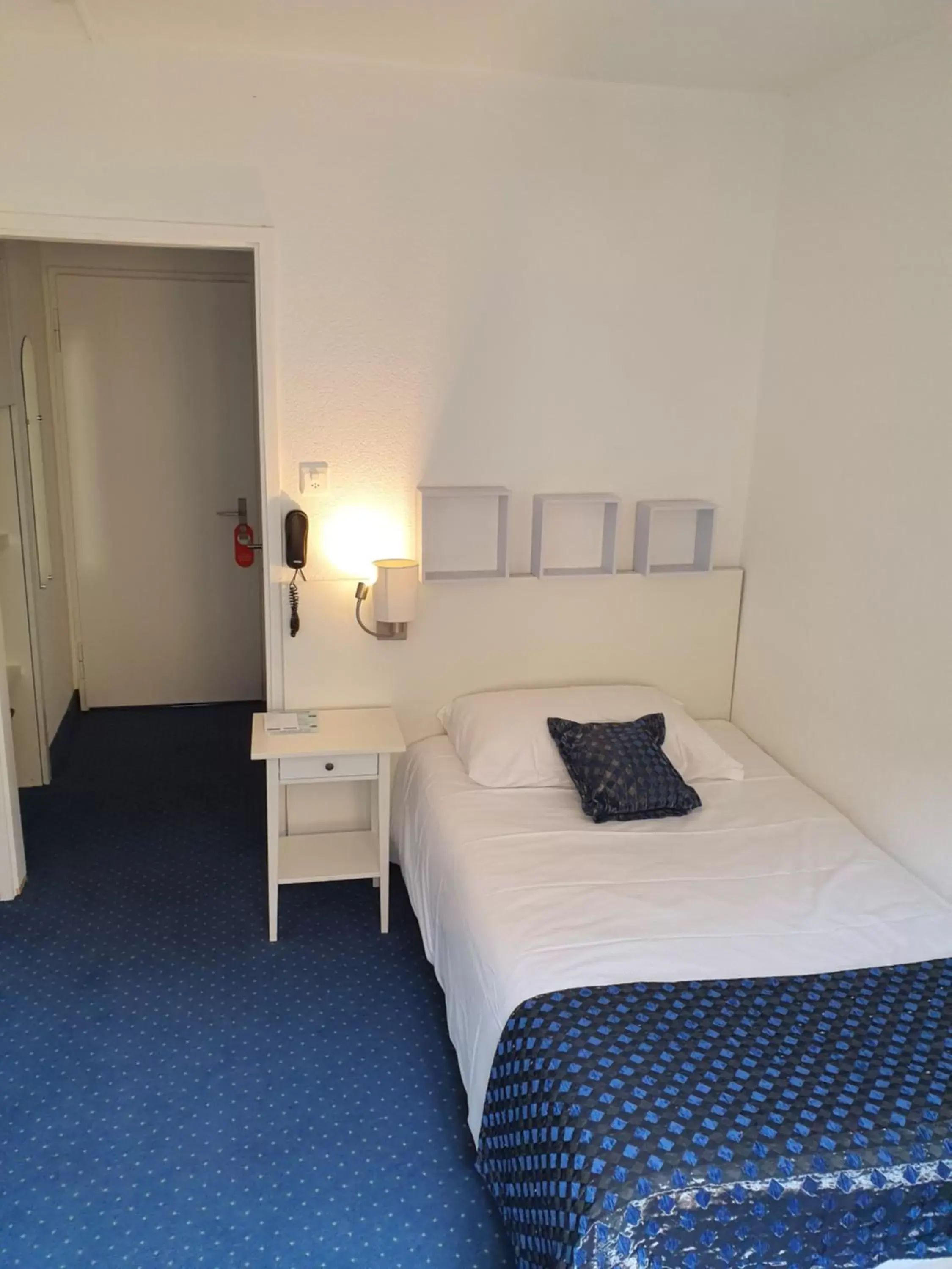 Single Room in Touring au Lac