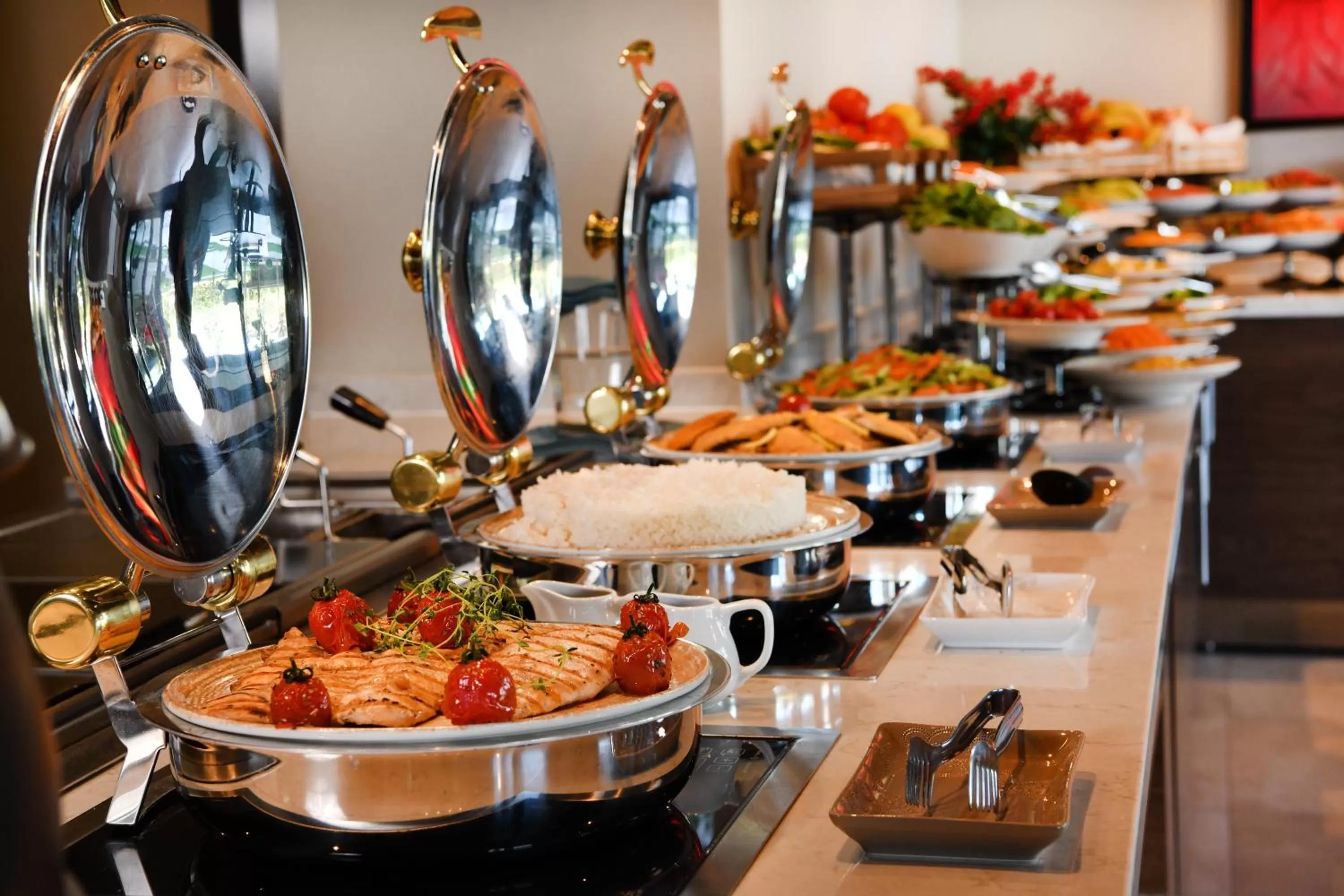 Restaurant/places to eat in Antwell Suites