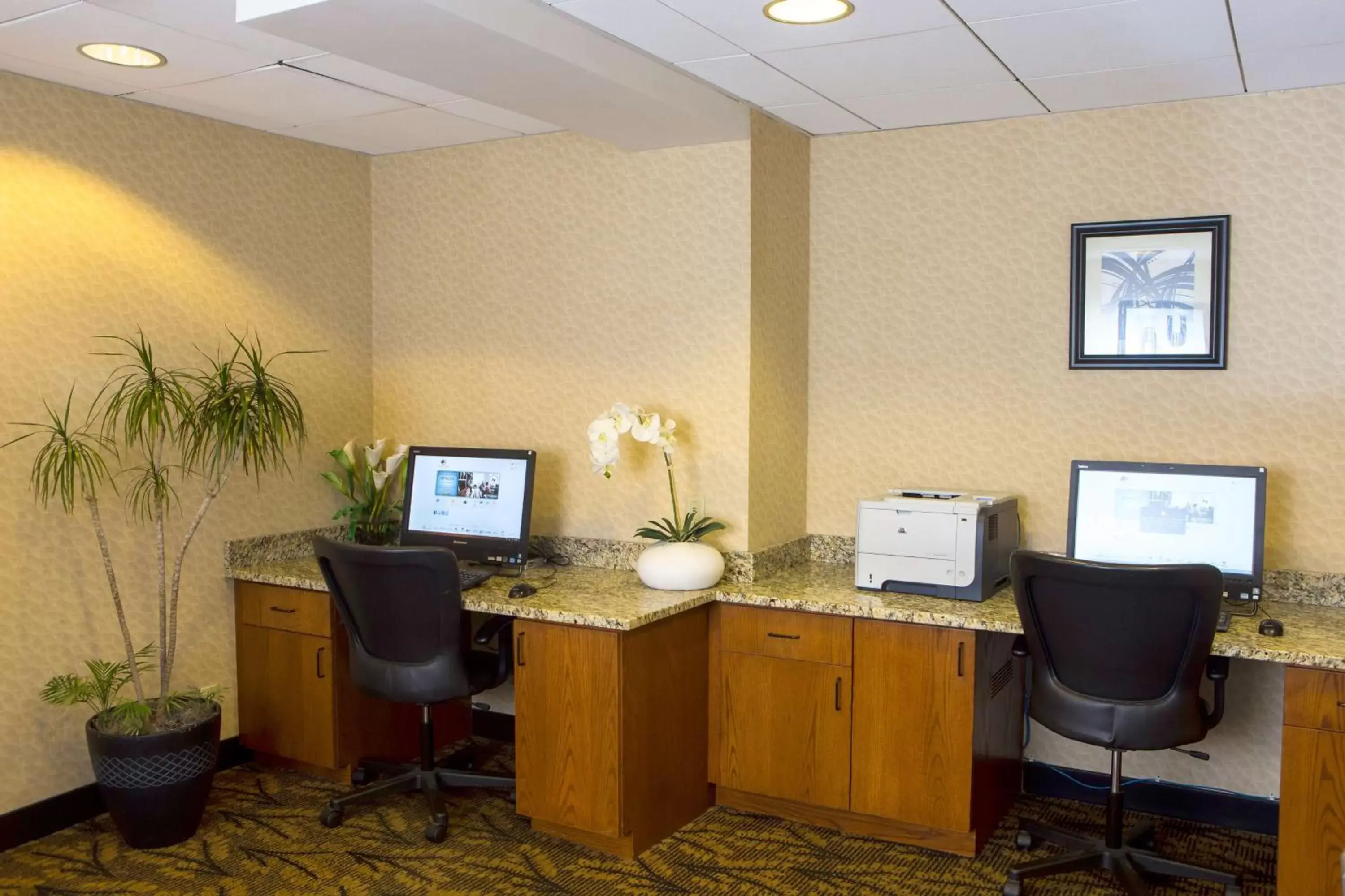Business facilities, Business Area/Conference Room in DoubleTree by Hilton Portland, ME