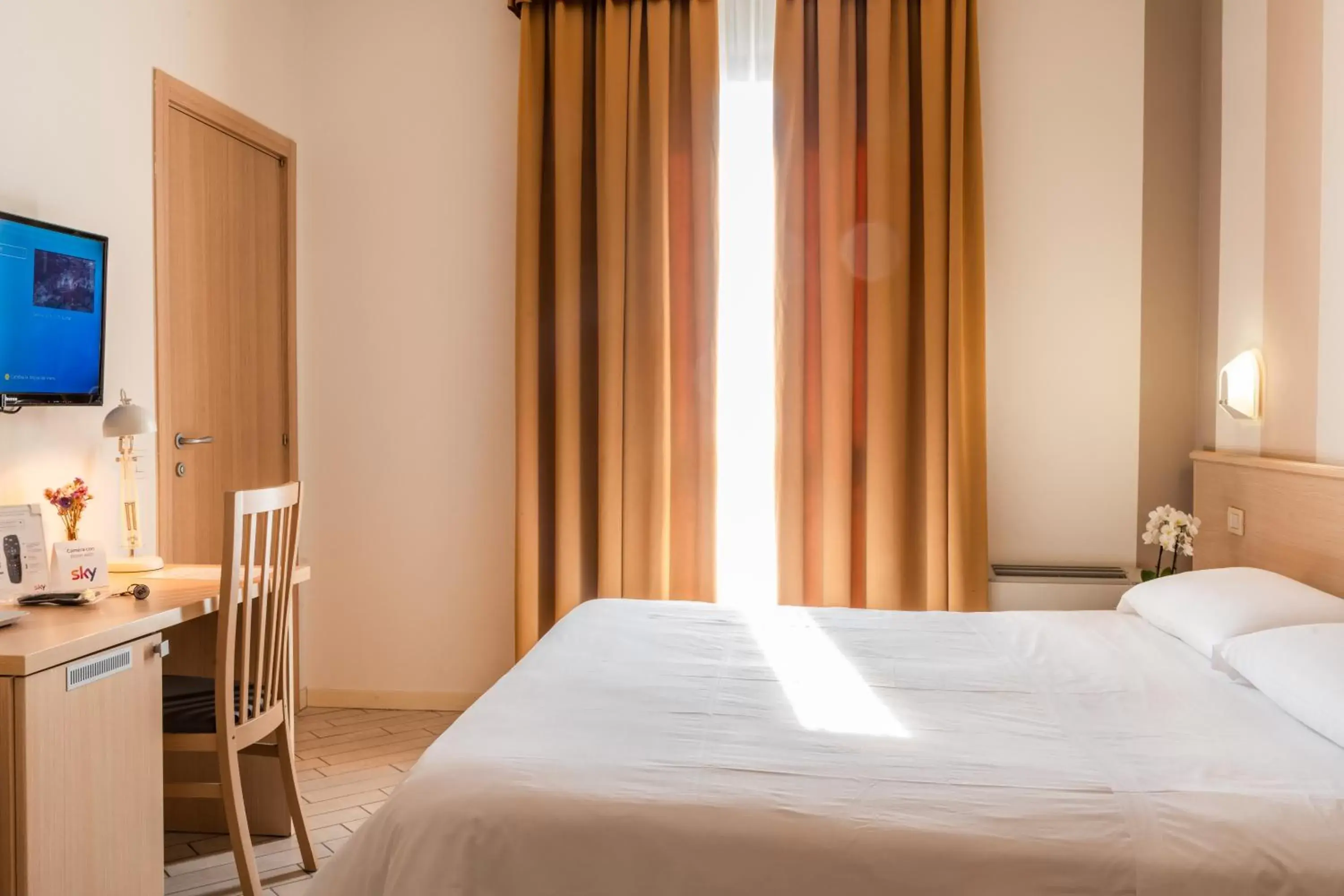 Bed in Hotel Mirandola