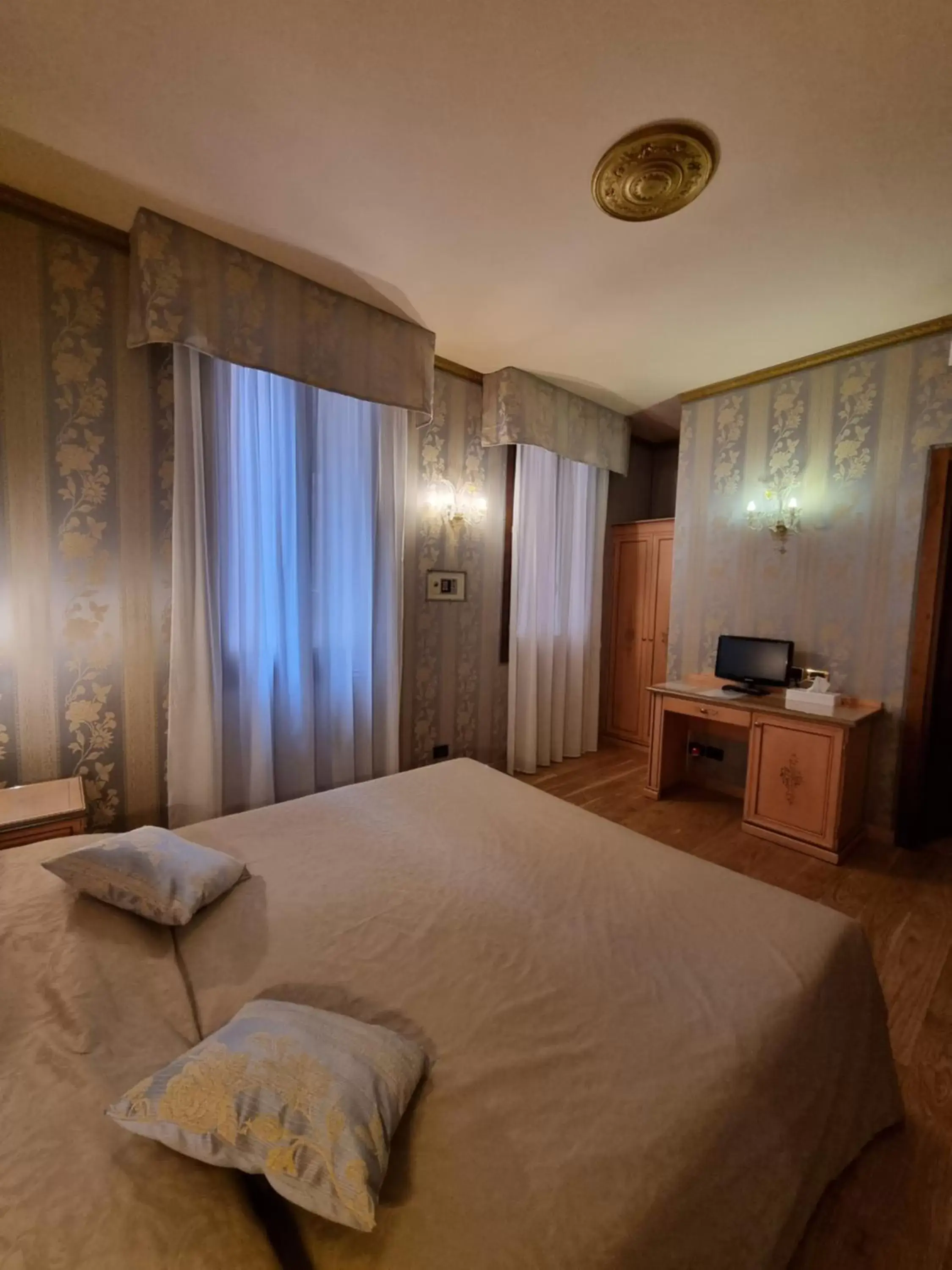 Bedroom, Bed in Residenza Ca' San Marco