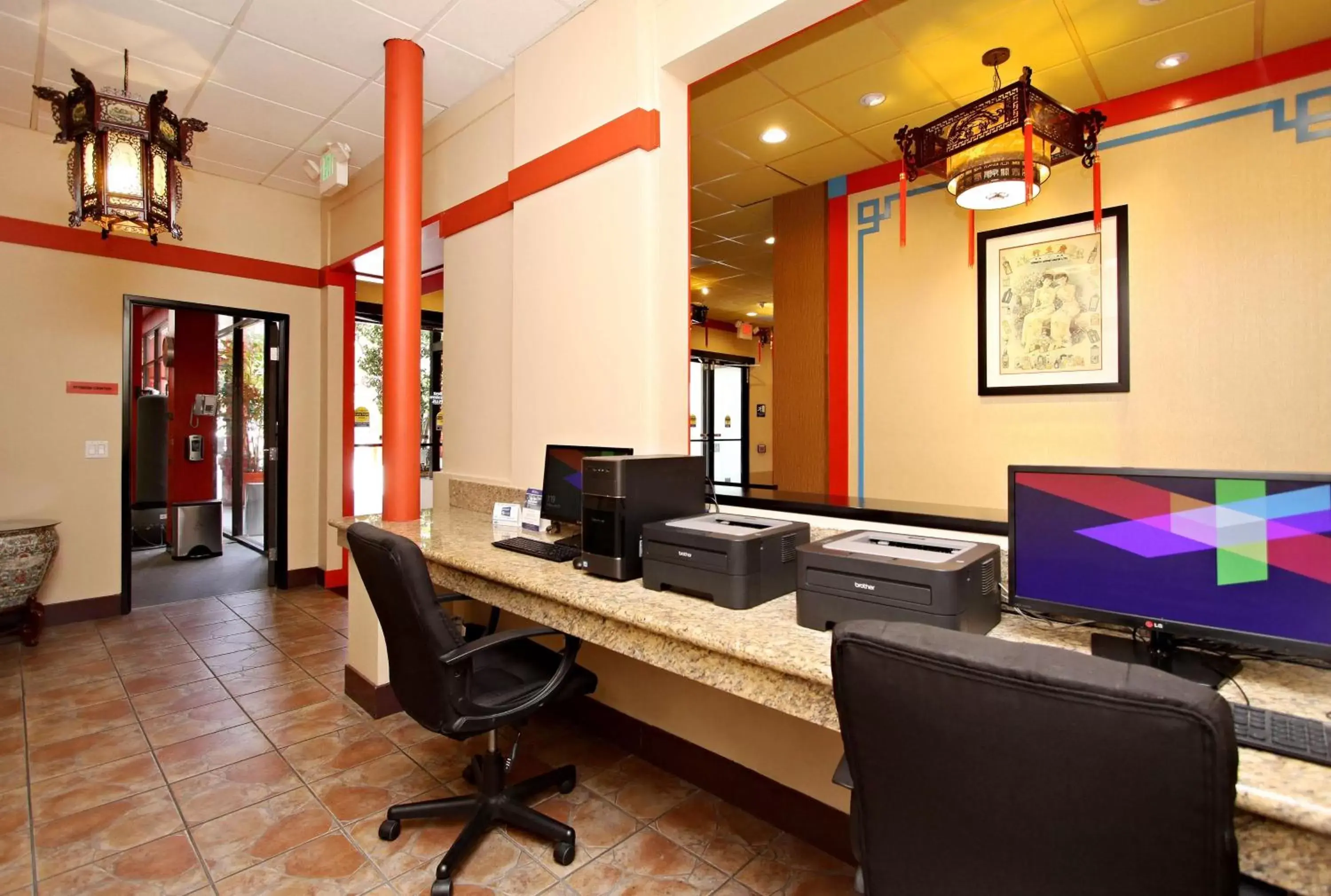 Business facilities, Business Area/Conference Room in Best Western Plus Dragon Gate Inn