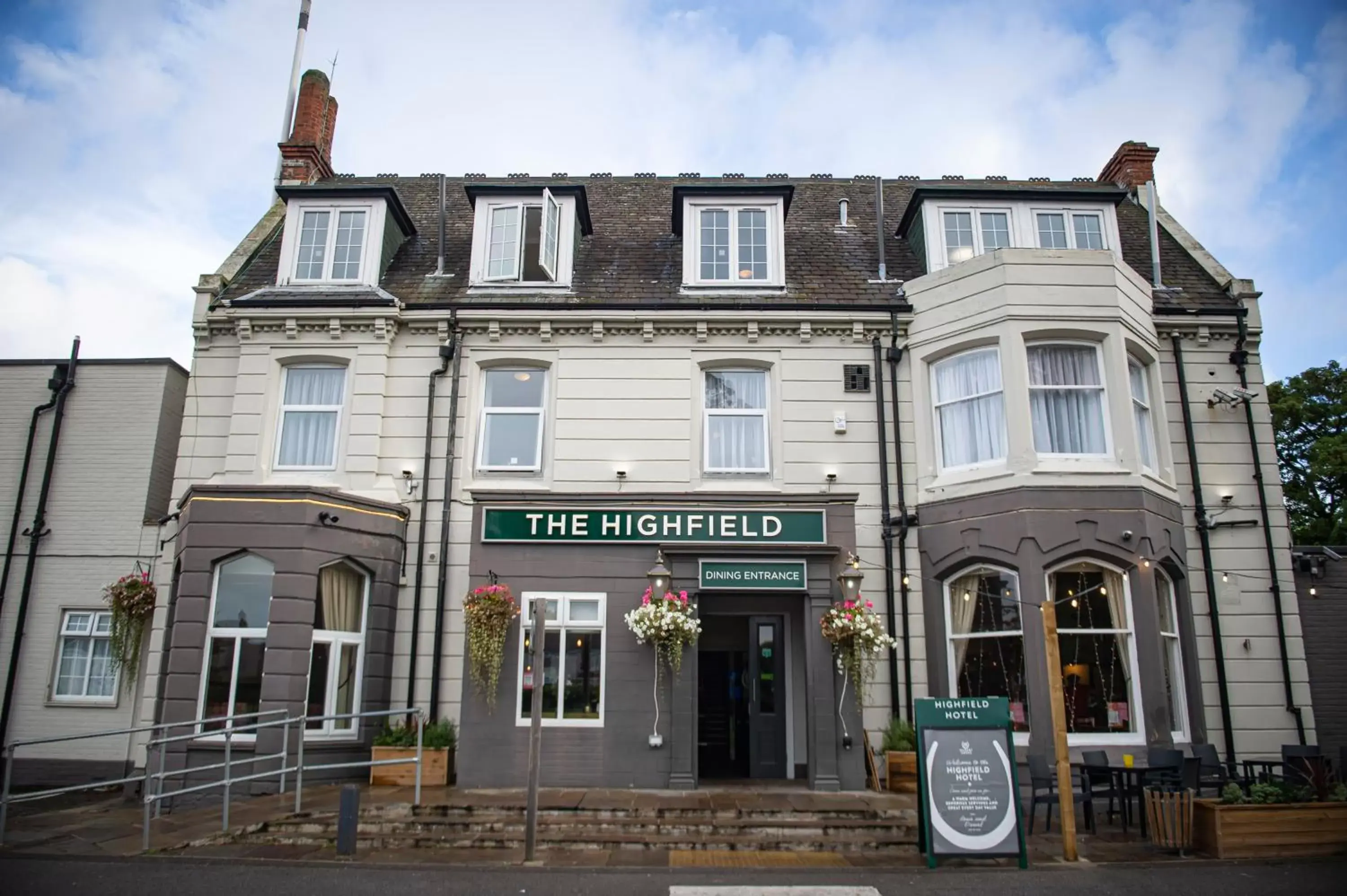 Property Building in Highfield Hotel