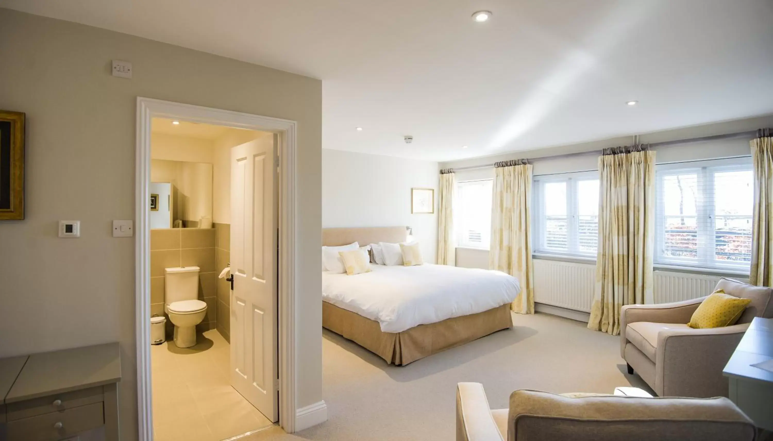 Bedroom in Cowdray Lodge