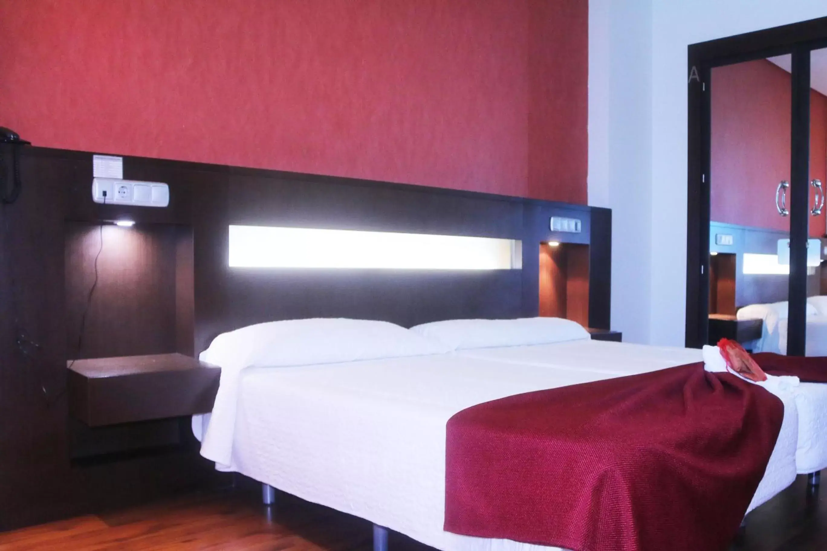 Bed, Room Photo in Hotel La Cantueña
