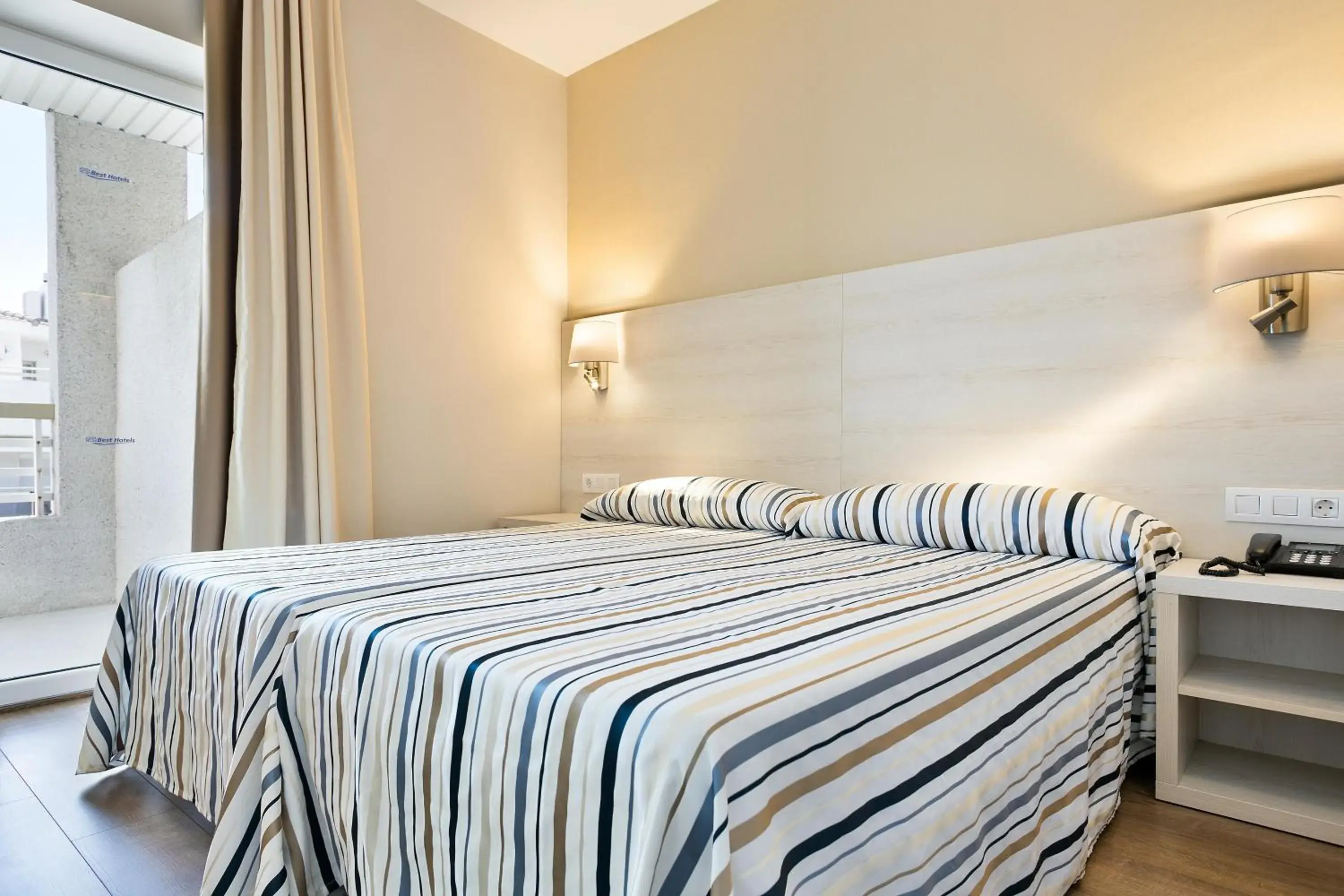 Photo of the whole room, Bed in Hotel Best Da Vinci Photo of the whole room, Bed in Hotel Best Da Vinci