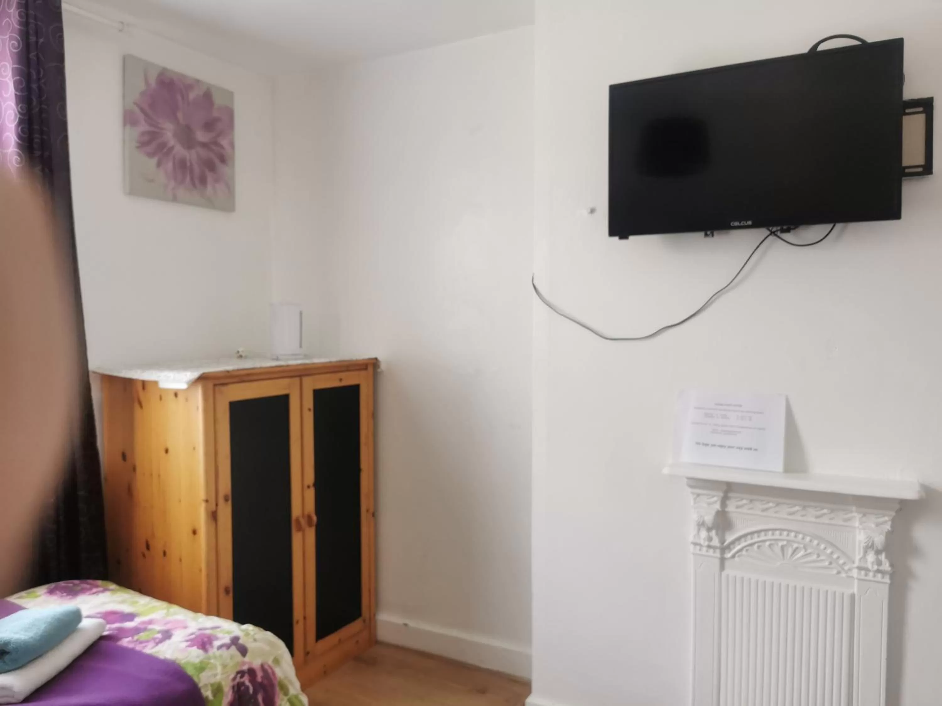 Bed in Adams Guest House