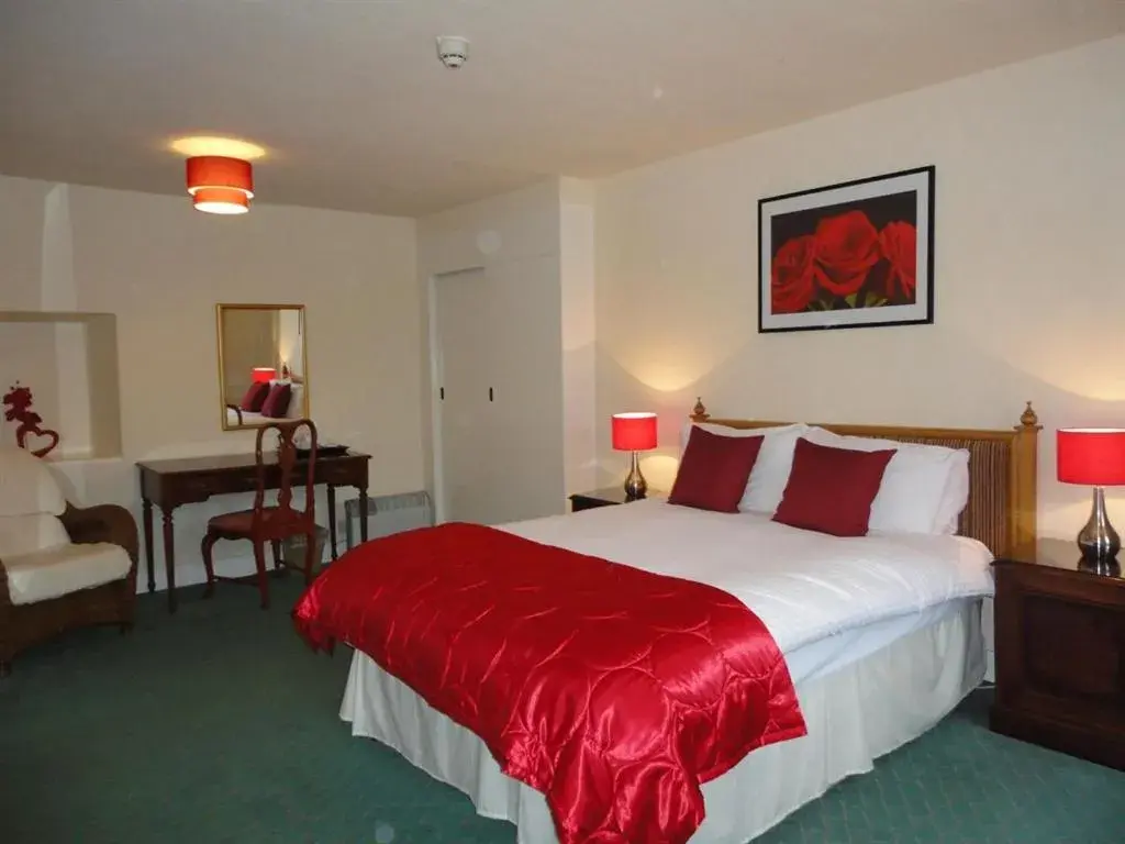 Triple Room - single occupancy in Tweeddale Arms Hotel