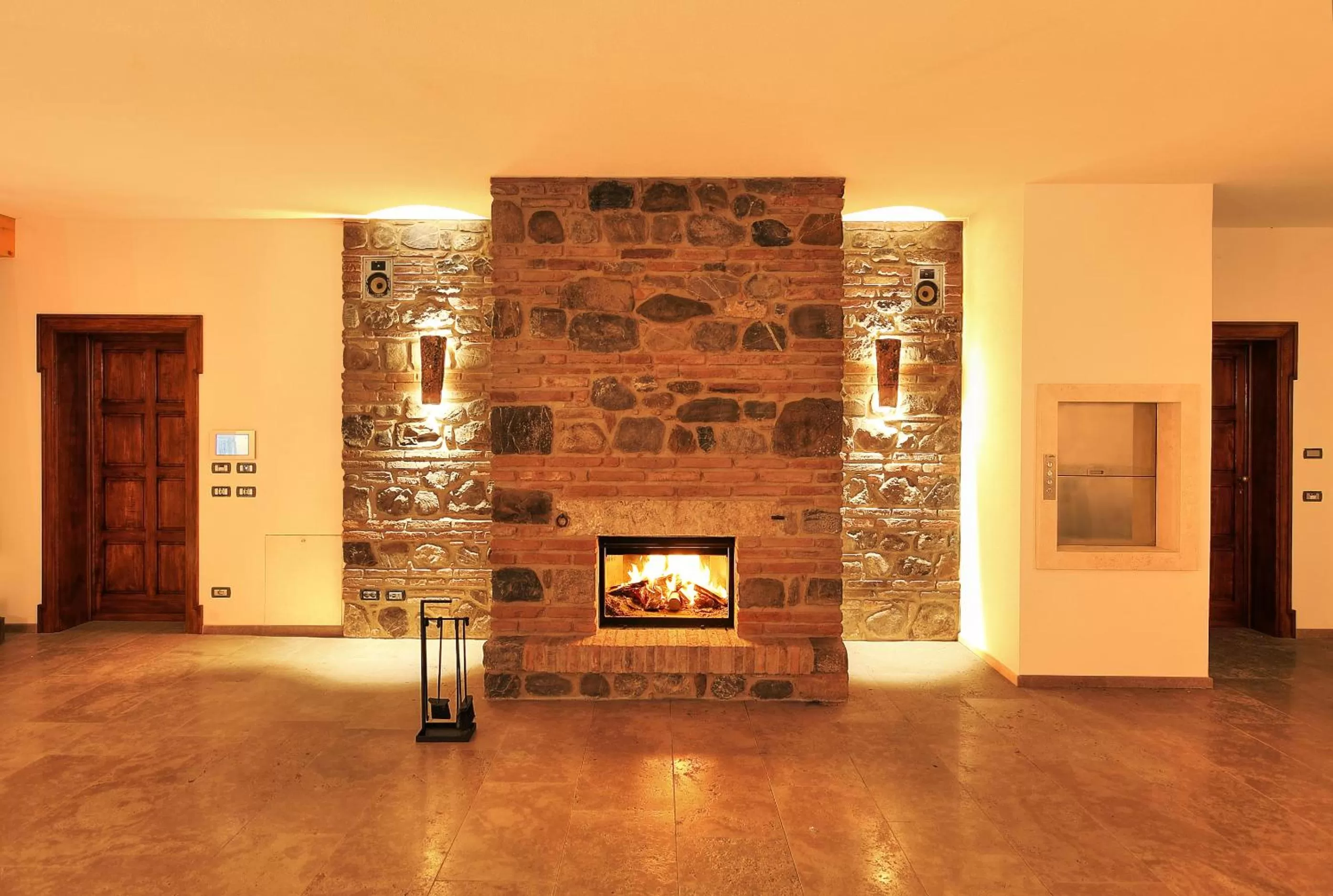 Communal lounge/ TV room in RELAIS VAL D'ORCIA