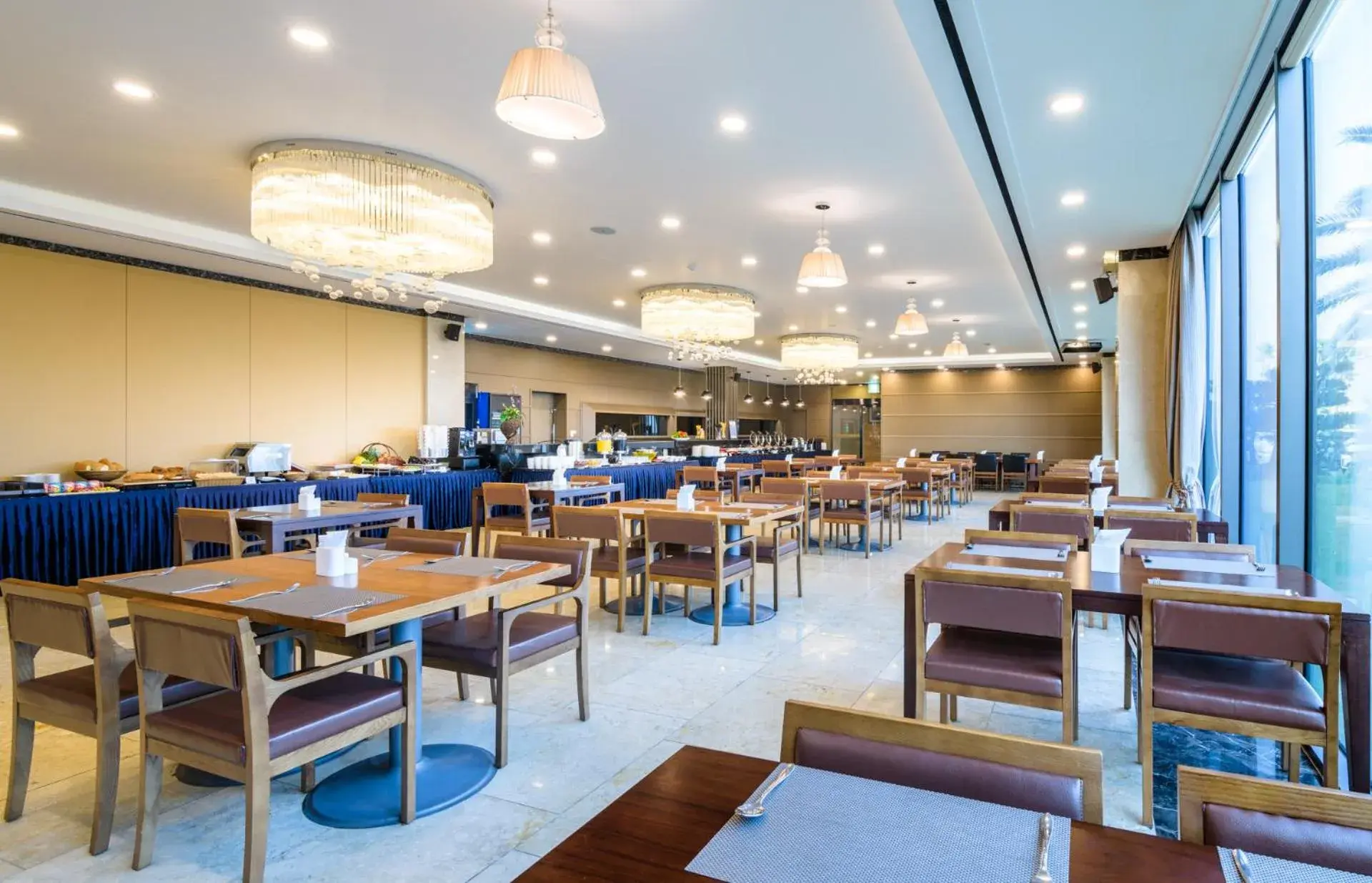 Restaurant/Places to Eat in Uni Hotel Jeju