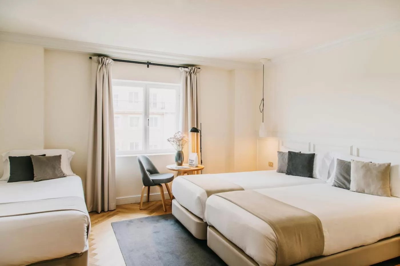 Bed in Dear Hotel Madrid