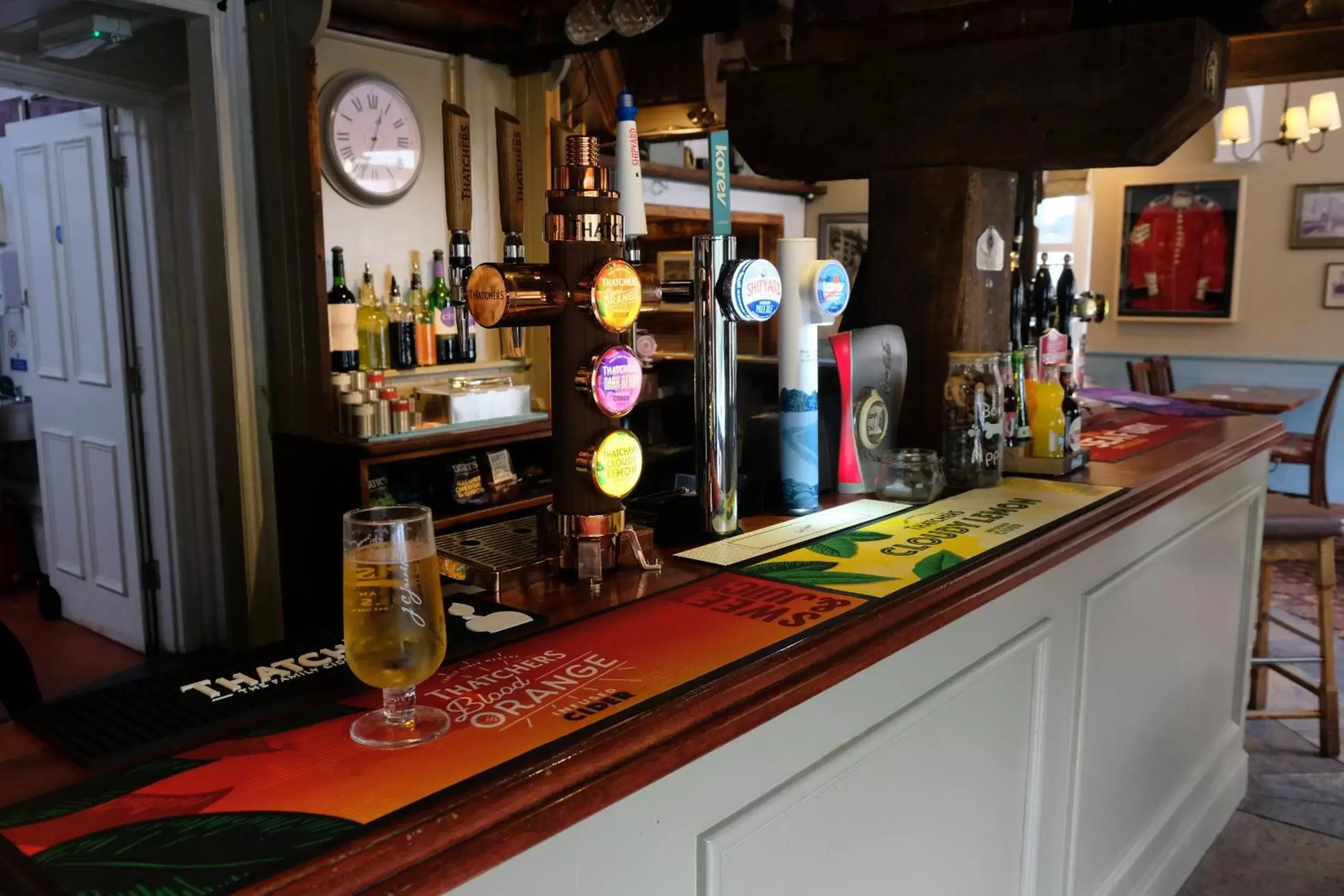 Lounge or bar, Lounge/Bar in The Coldstreamer Inn