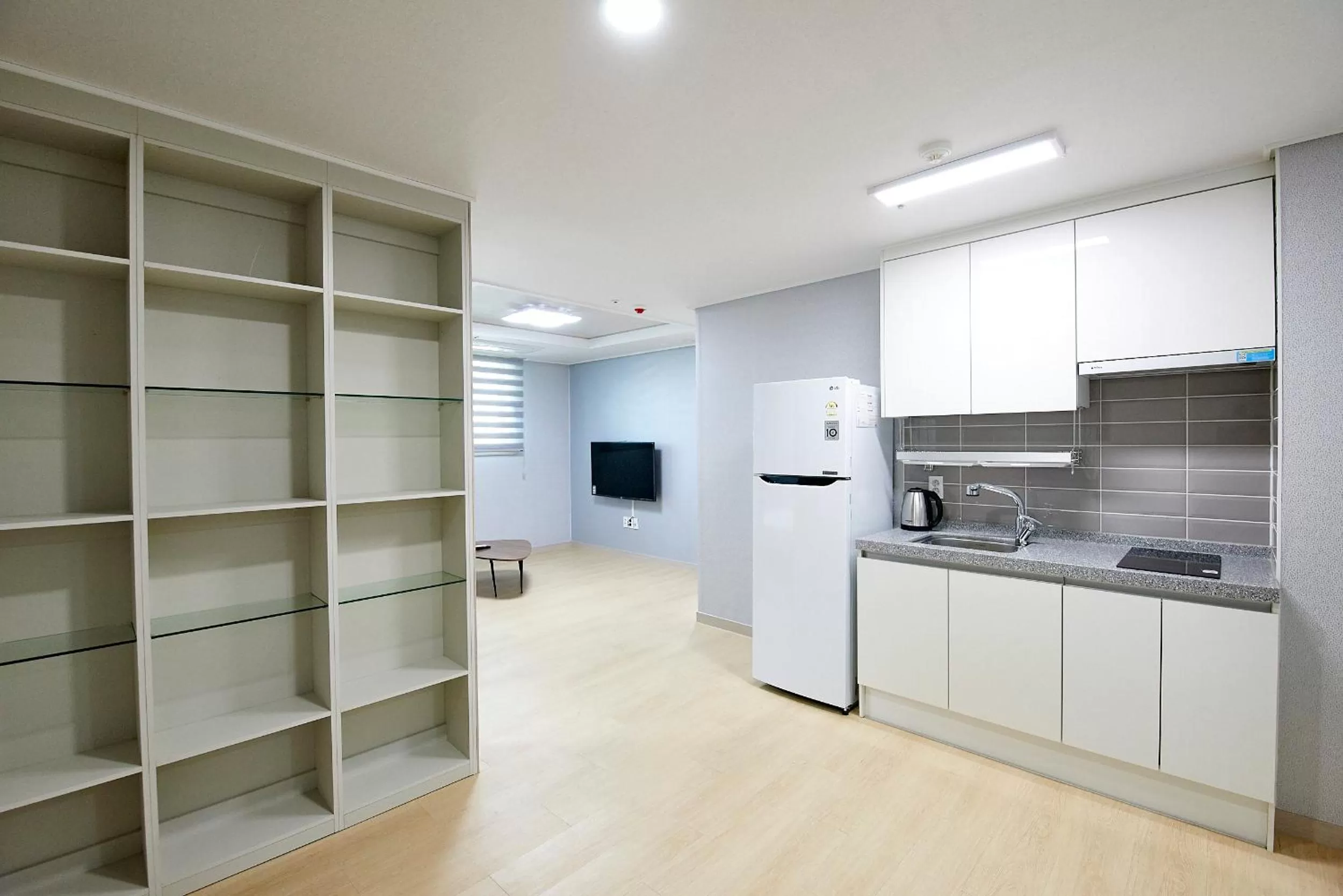 Kitchen/Kitchenette in The Port Hotel Busan