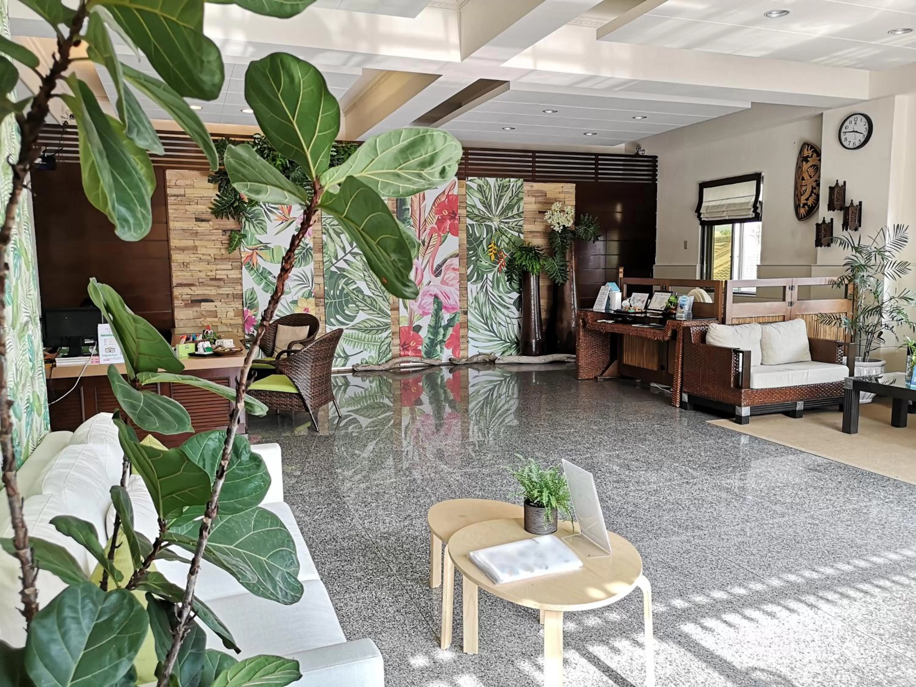 Lobby or reception in Beachcastle & Sea View Villa