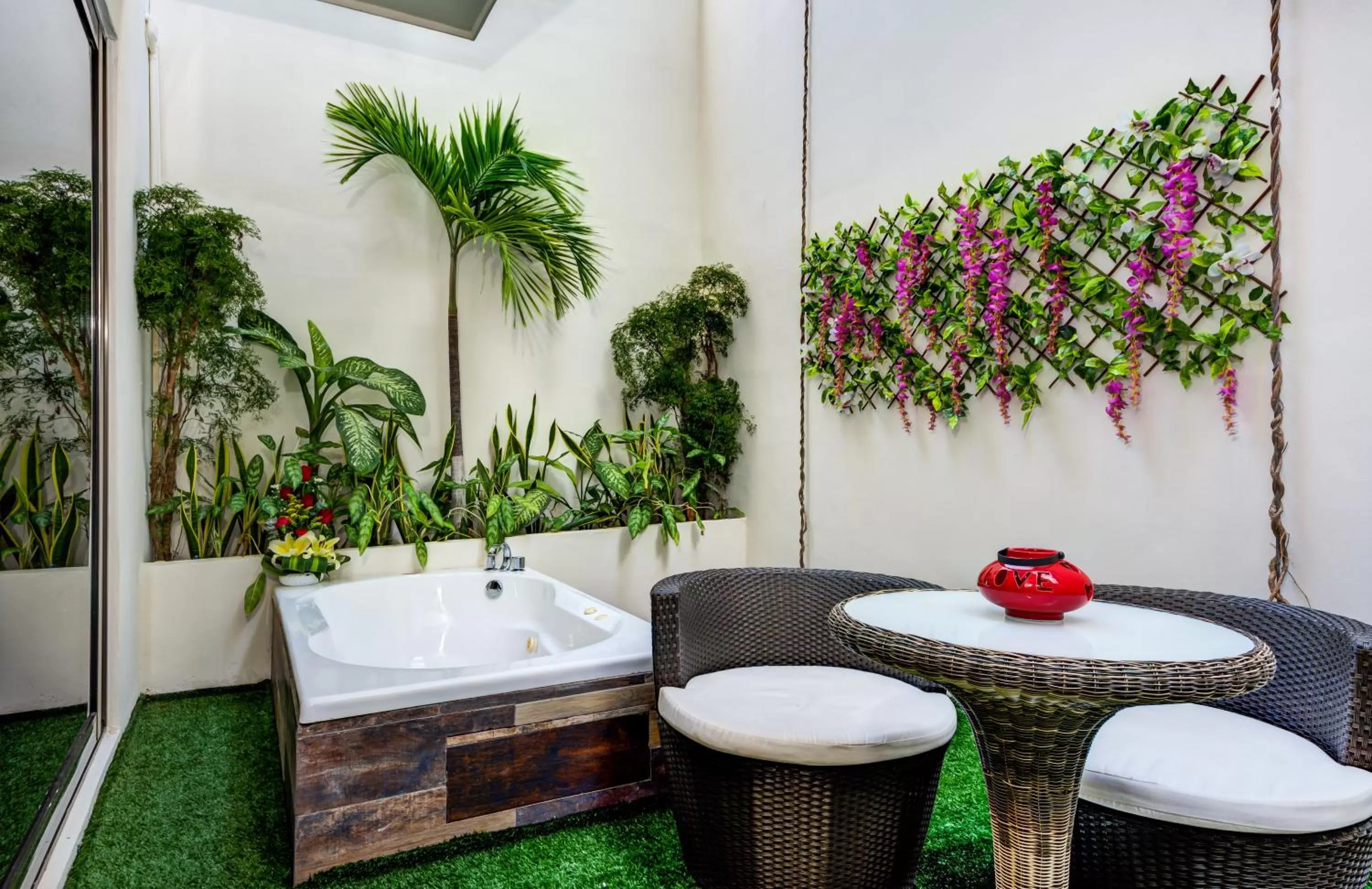 Shower in Suites Corazon