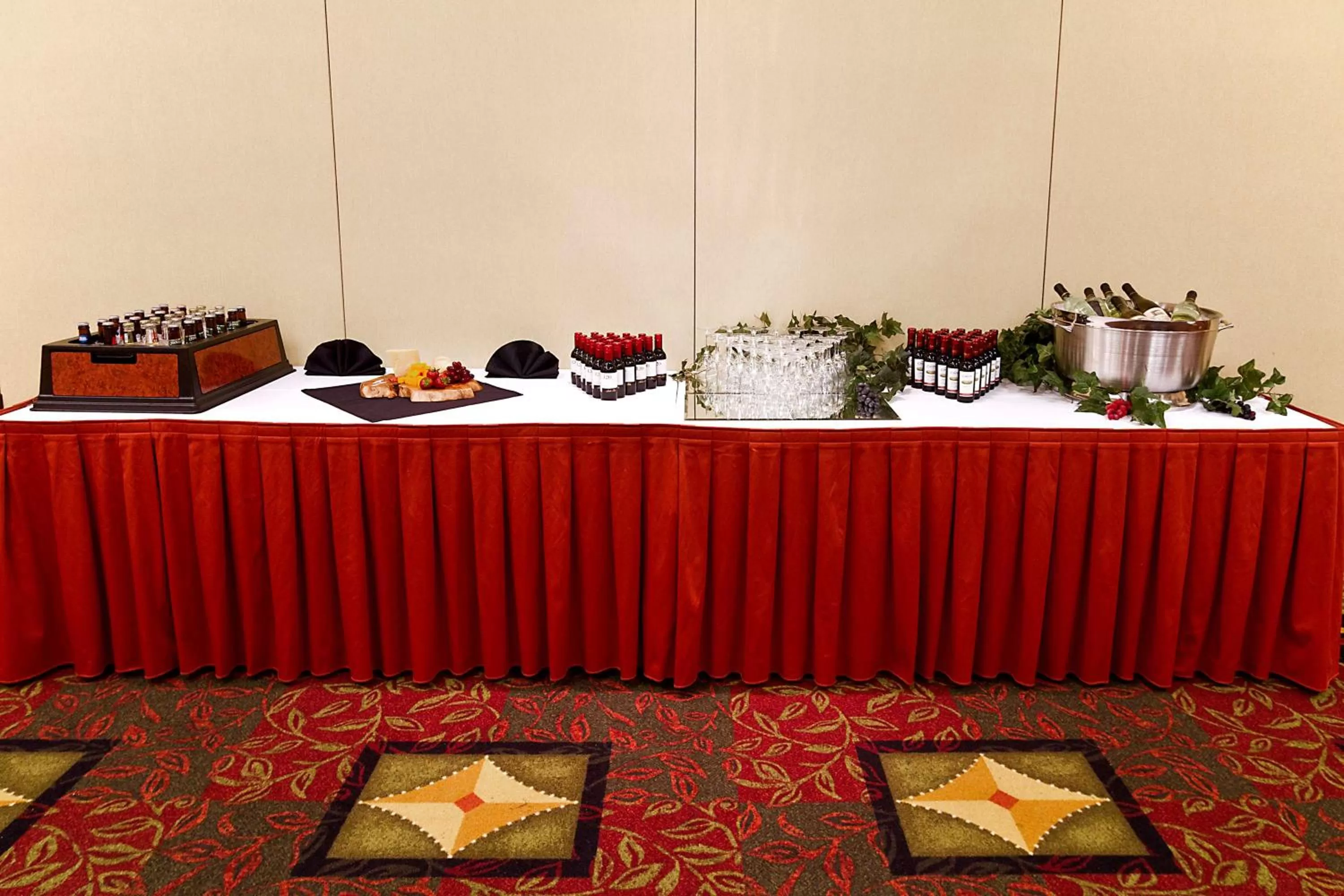 Dining area in Hilton Garden Inn Great Falls