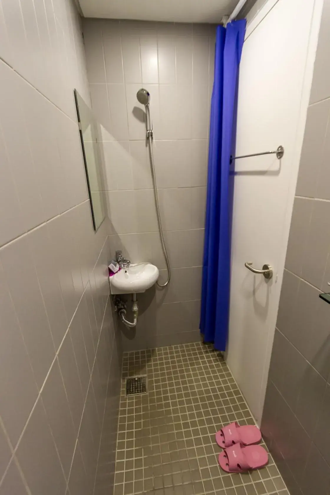 Bathroom in Inside Busan Hostel