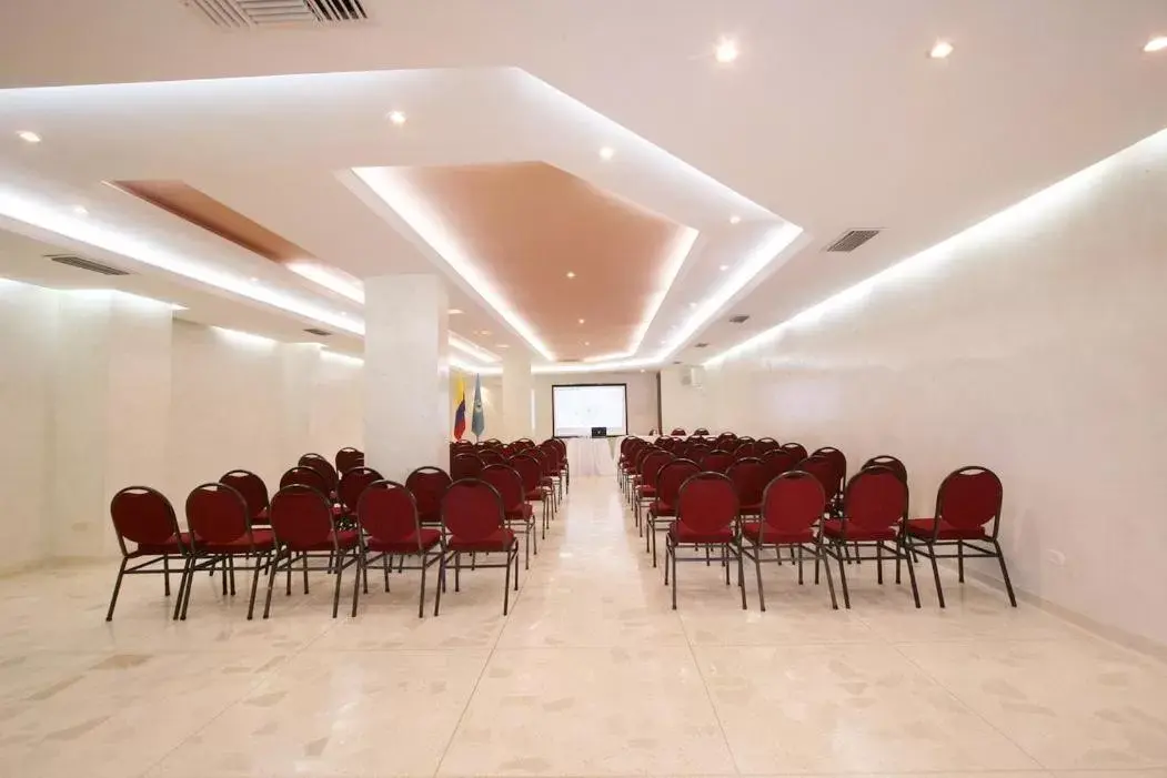 Banquet/Function facilities in Hotel Intersuites