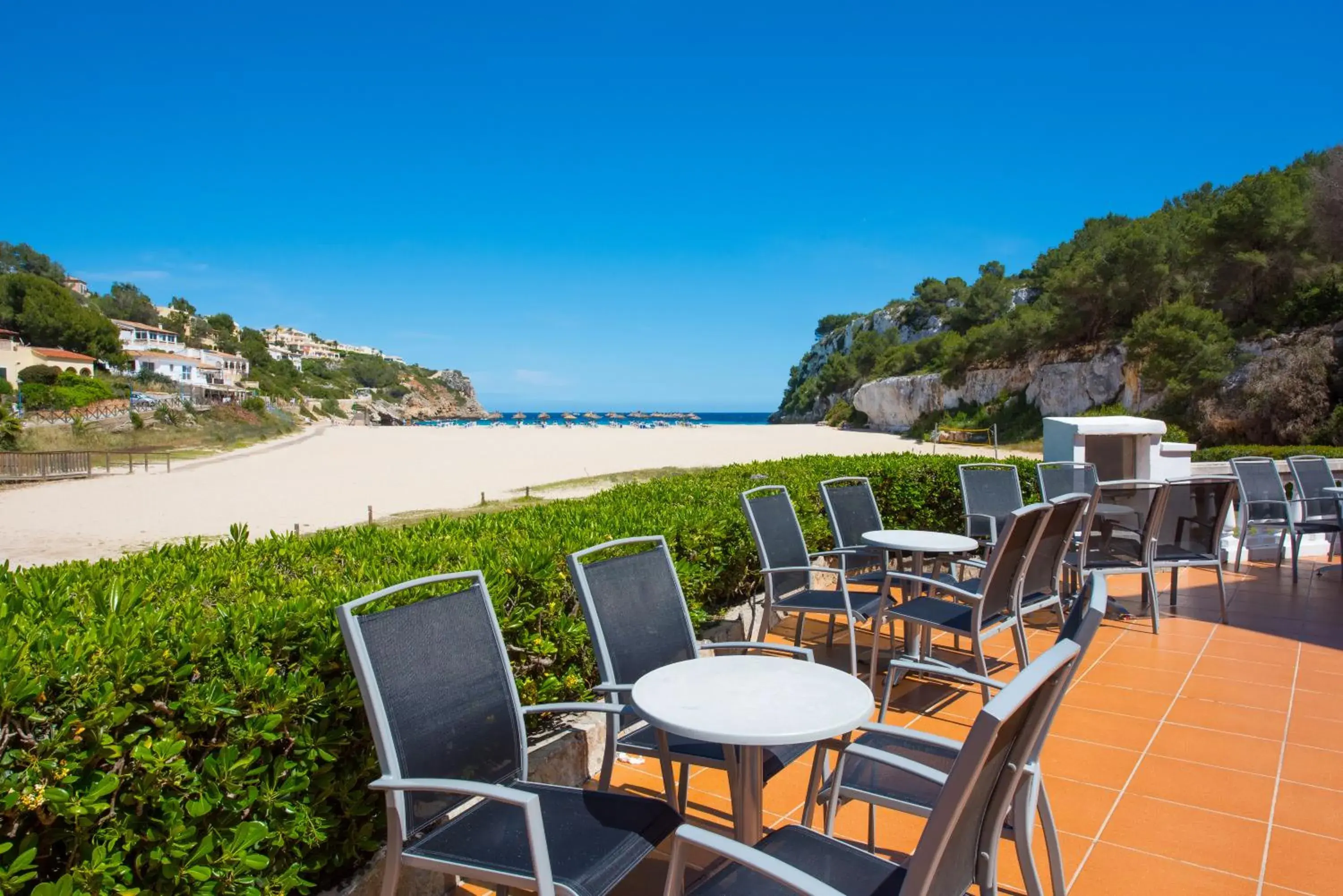 Lounge or bar in Hotel Cala Romantica Mallorca