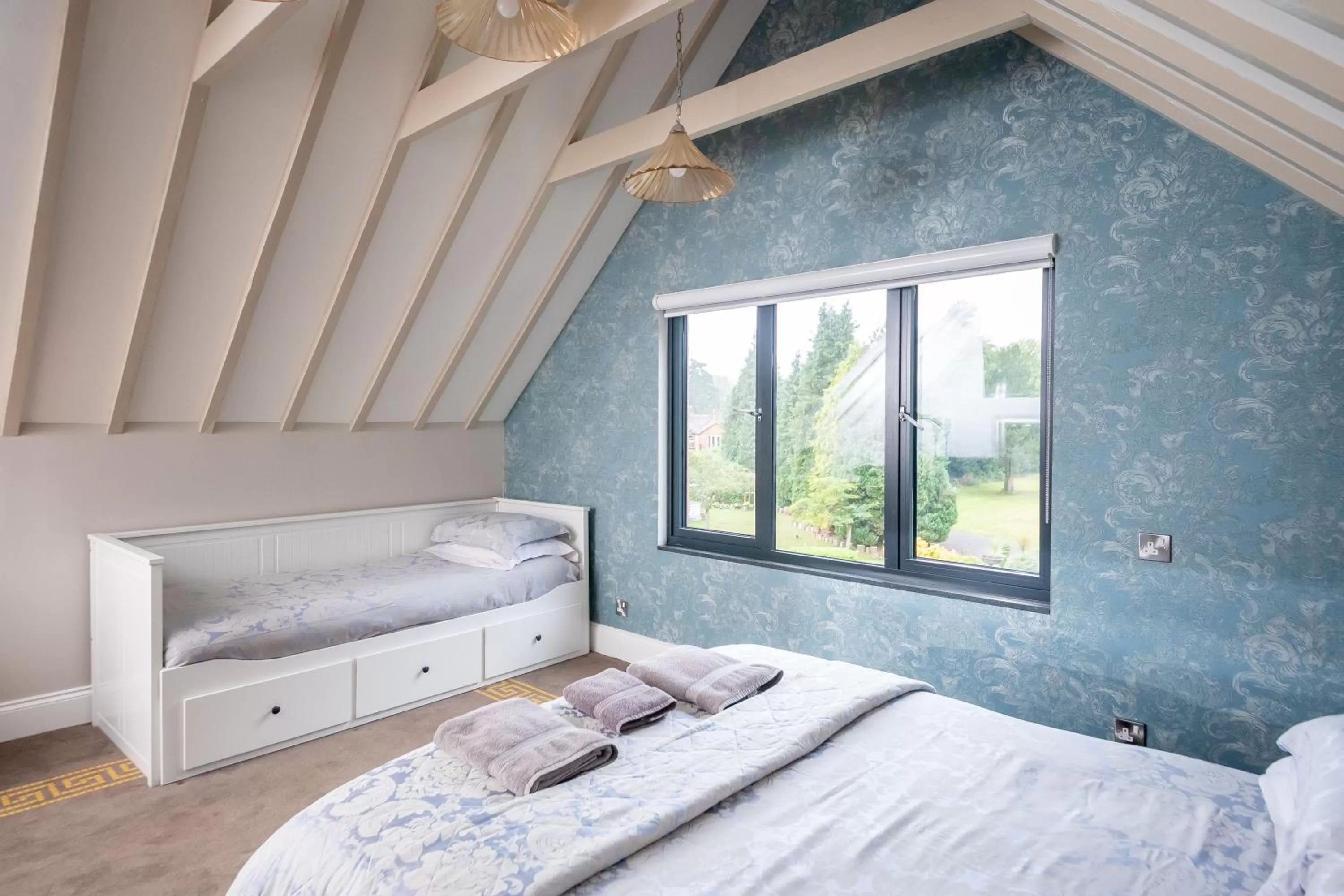 Bedroom, Bed in Guildford Manor Hotel & Spa