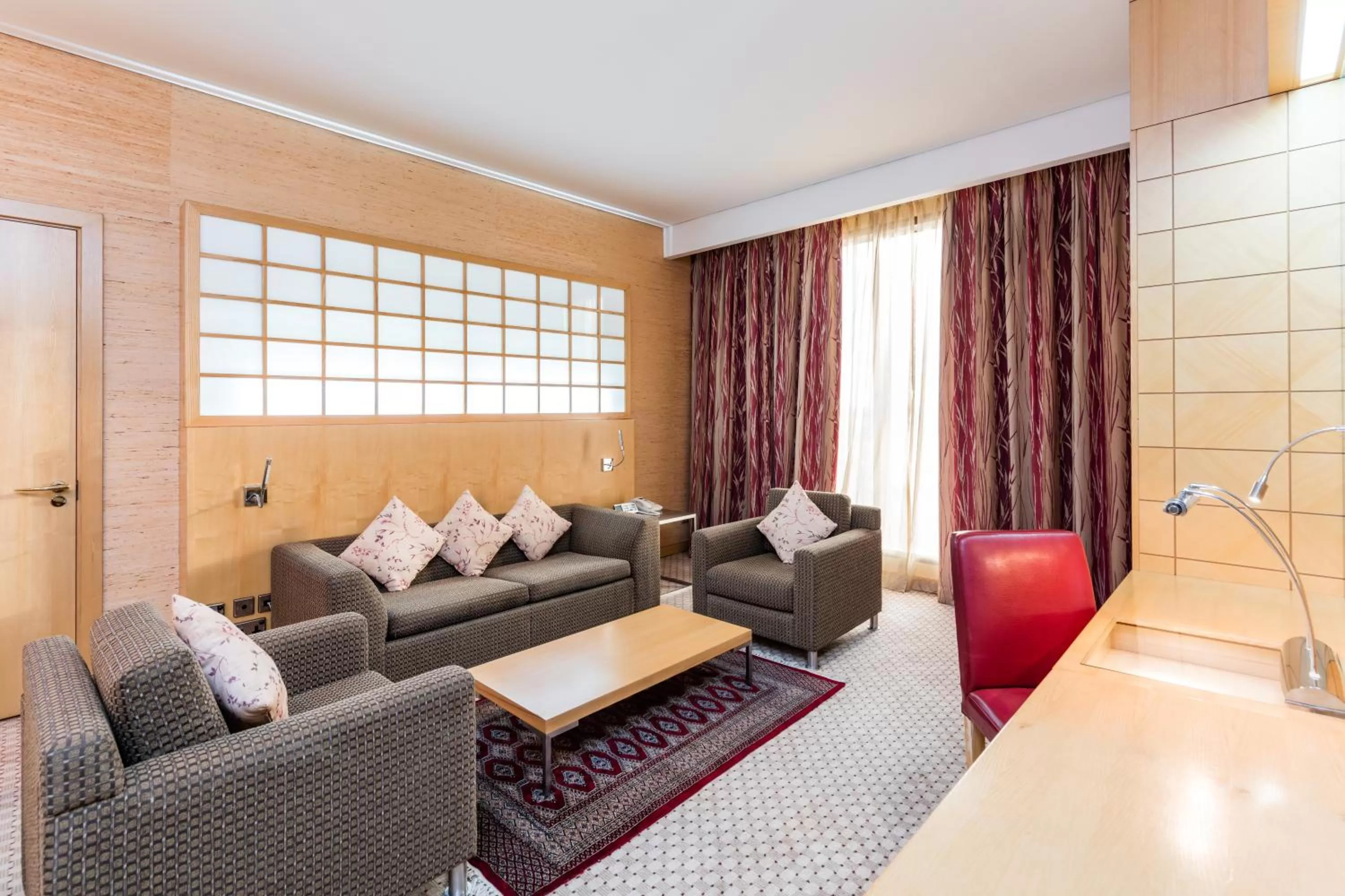 Living room in Radisson Blu Hotel, Doha