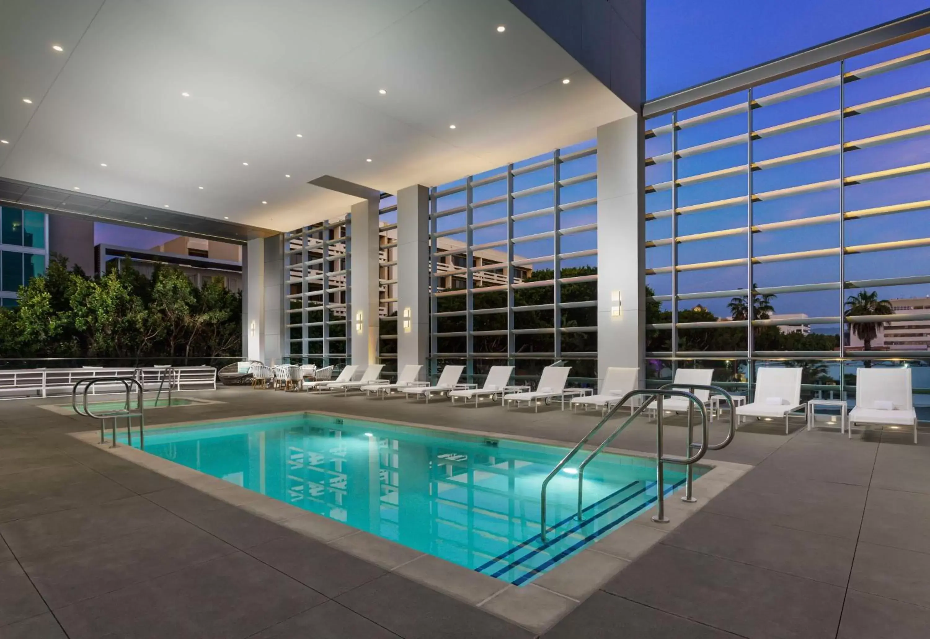 Pool view, Swimming Pool in Hampton Inn & Suites Santa Monica