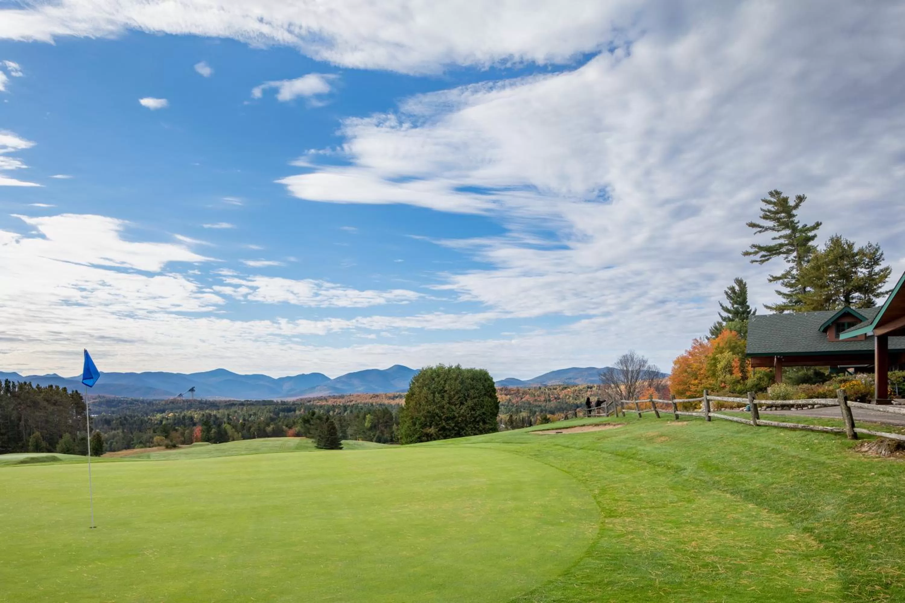 Golfcourse in Crowne Plaza Lake Placid by IHG