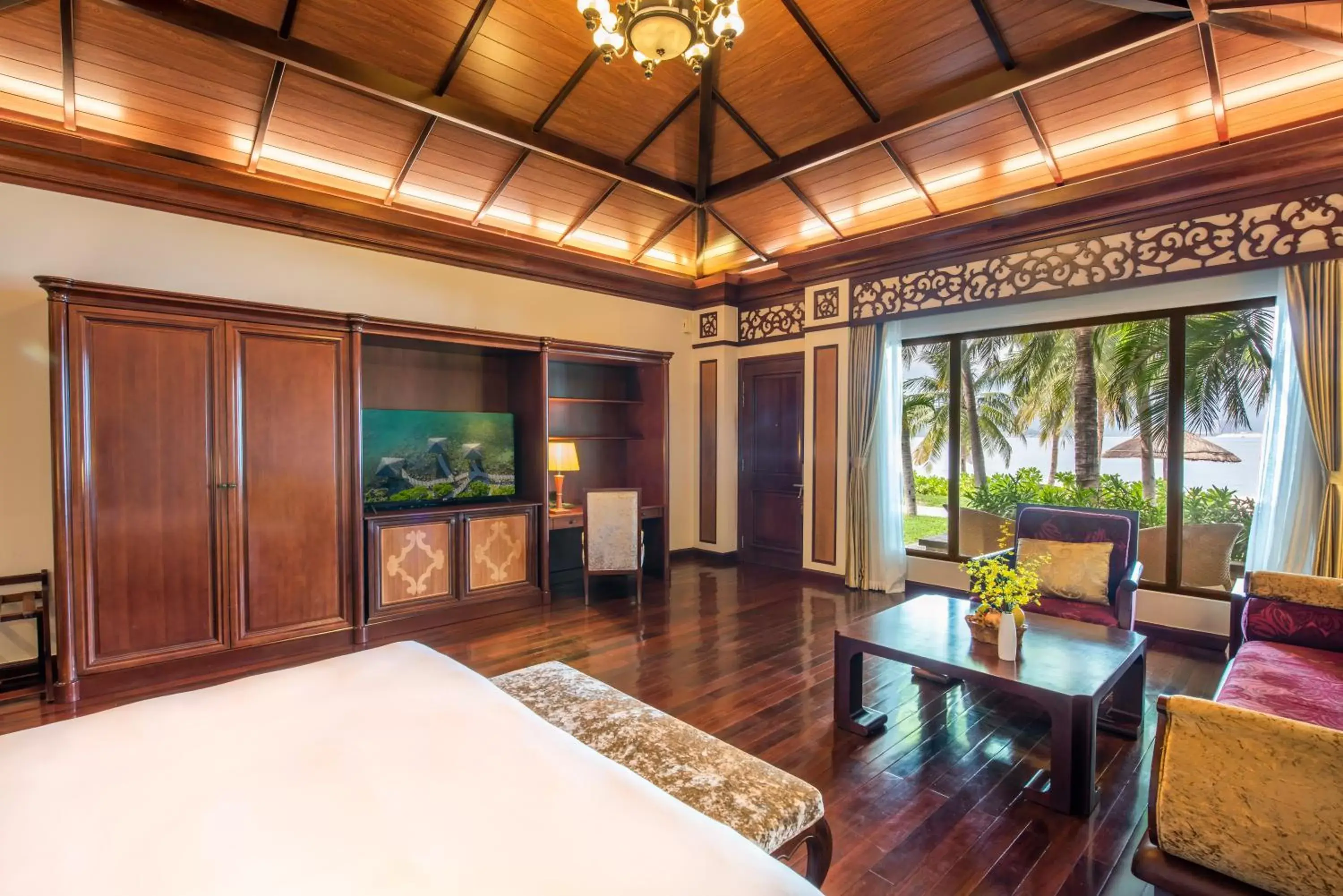 Photo of the whole room in Vinpearl Luxury Nha Trang