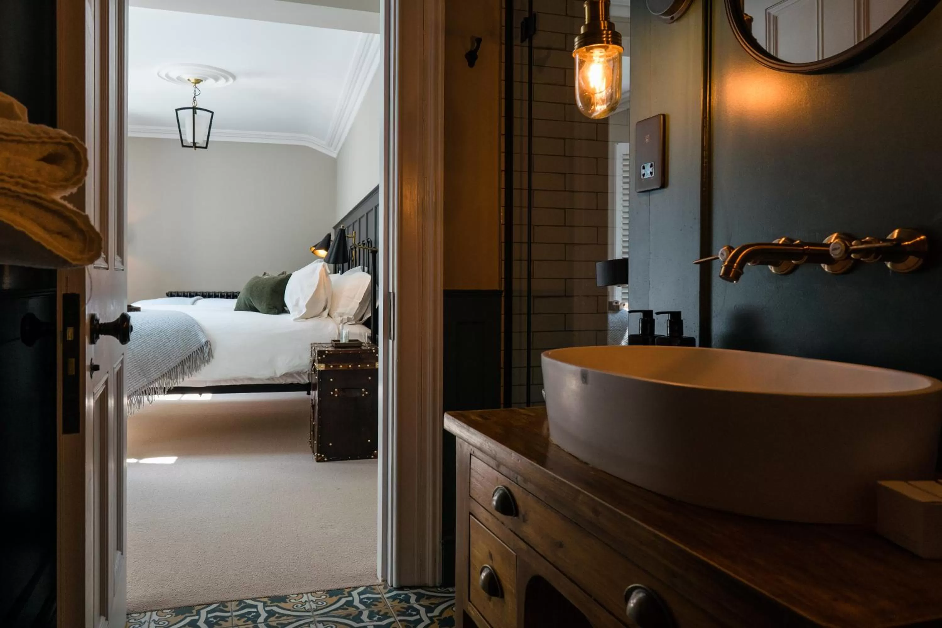 Two-Bedroom Suite in Regency House