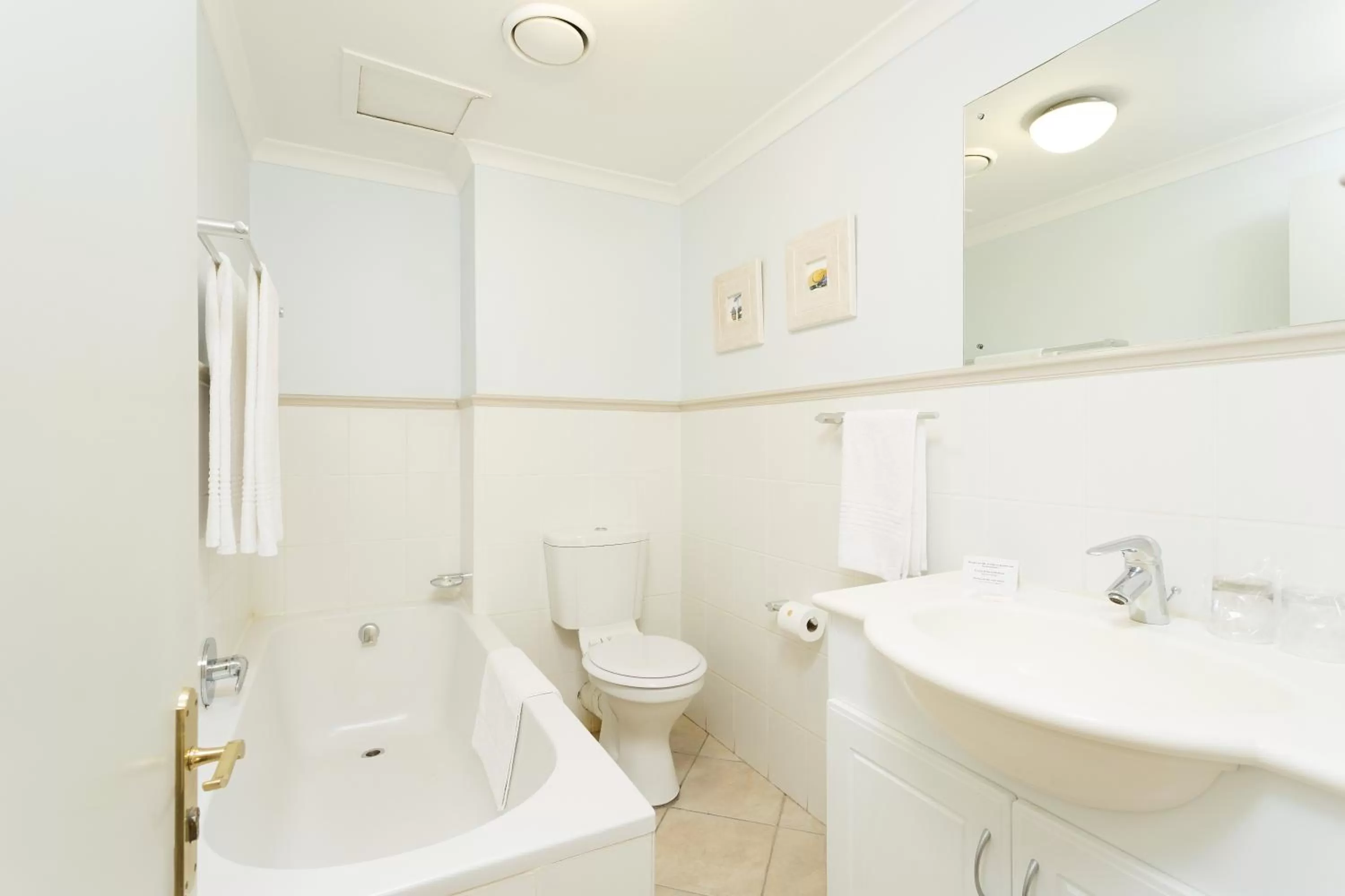 Bathroom in The Stellenbosch Hotel