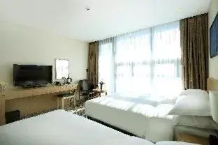 Bed in Best Western Haeundae Hotel