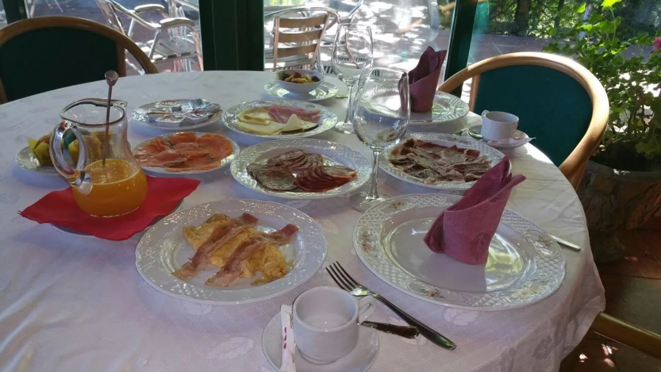 Food in Hotel Restaurante Sonsoles