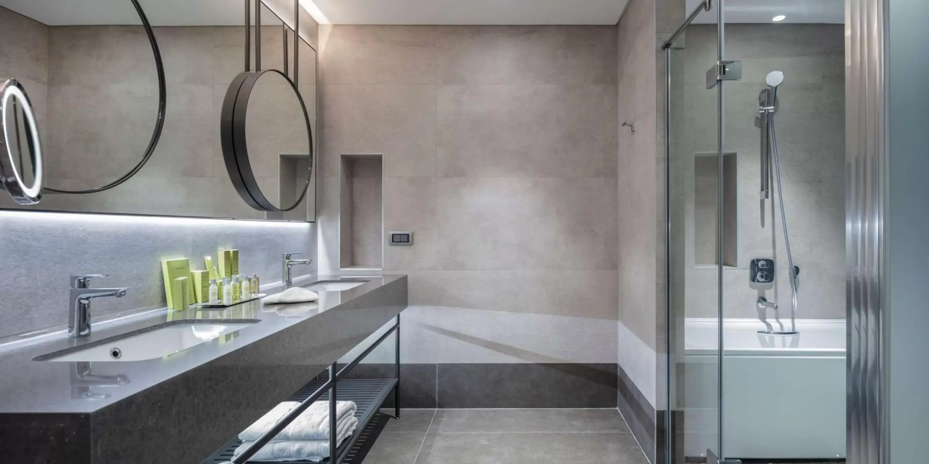 Bathroom in Doubletree By Hilton Canakkale
