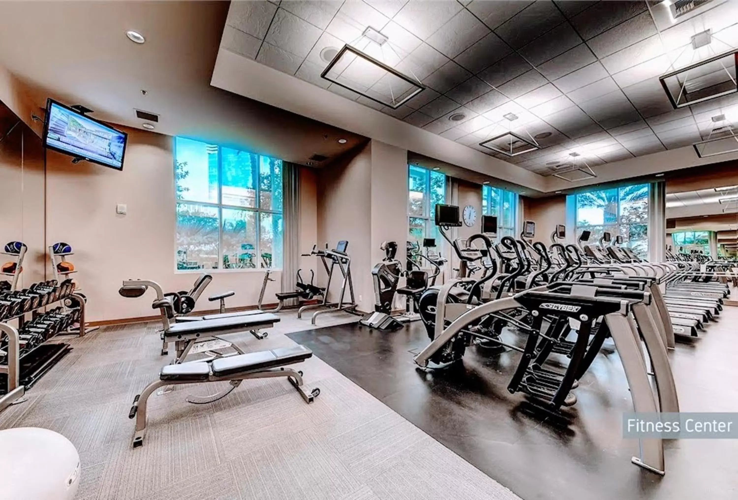 Fitness centre/facilities, Fitness Center/Facilities in MGM Signature Strip view balcony full kitchen - 1 Br suite 2 full bath - F1 track view