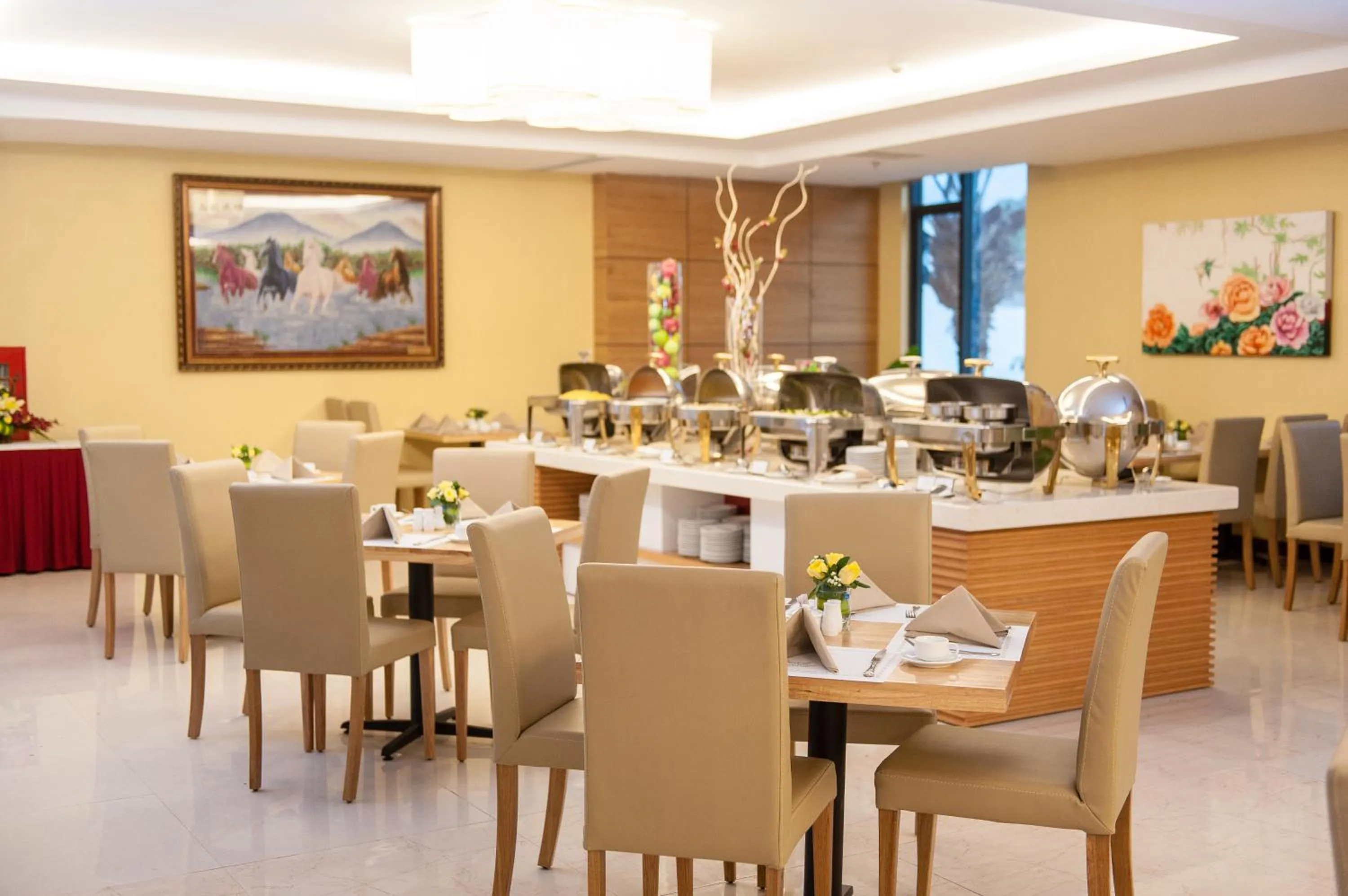 Restaurant/places to eat in Muong Thanh Grand Nha Trang Hotel