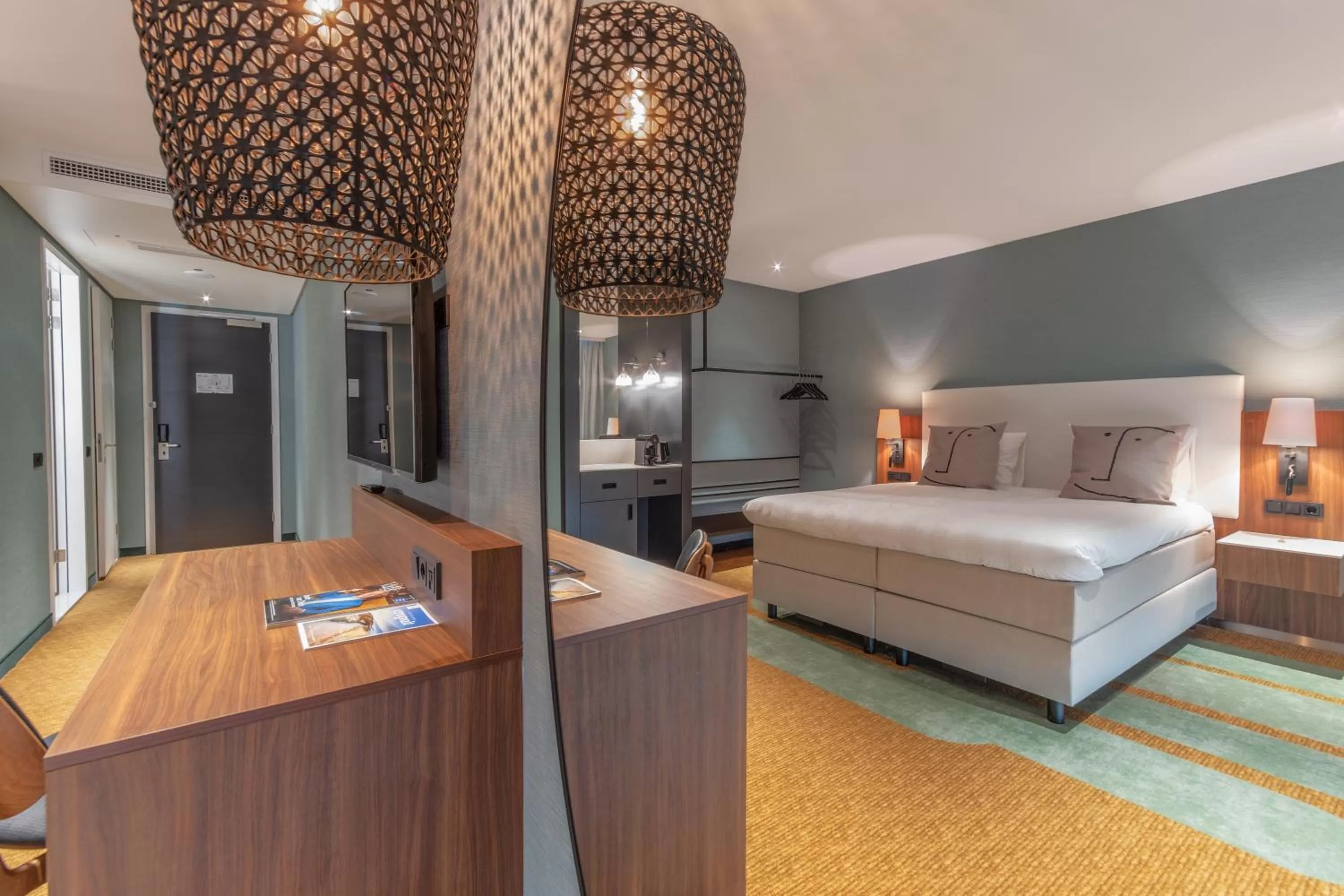 Deluxe Room in Van der Valk Hotel A4 Schiphol