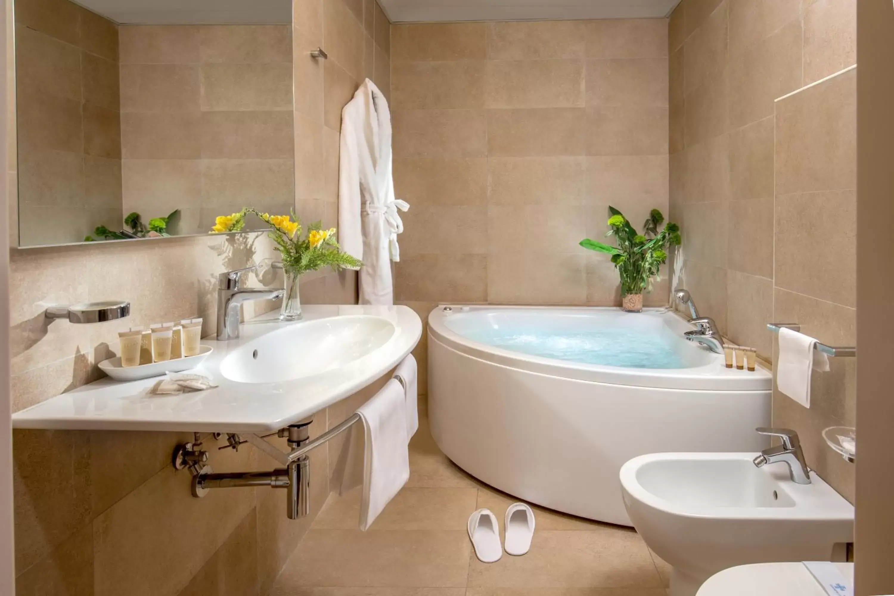 Bathroom in Grand Hotel Fleming by OMNIA hotels