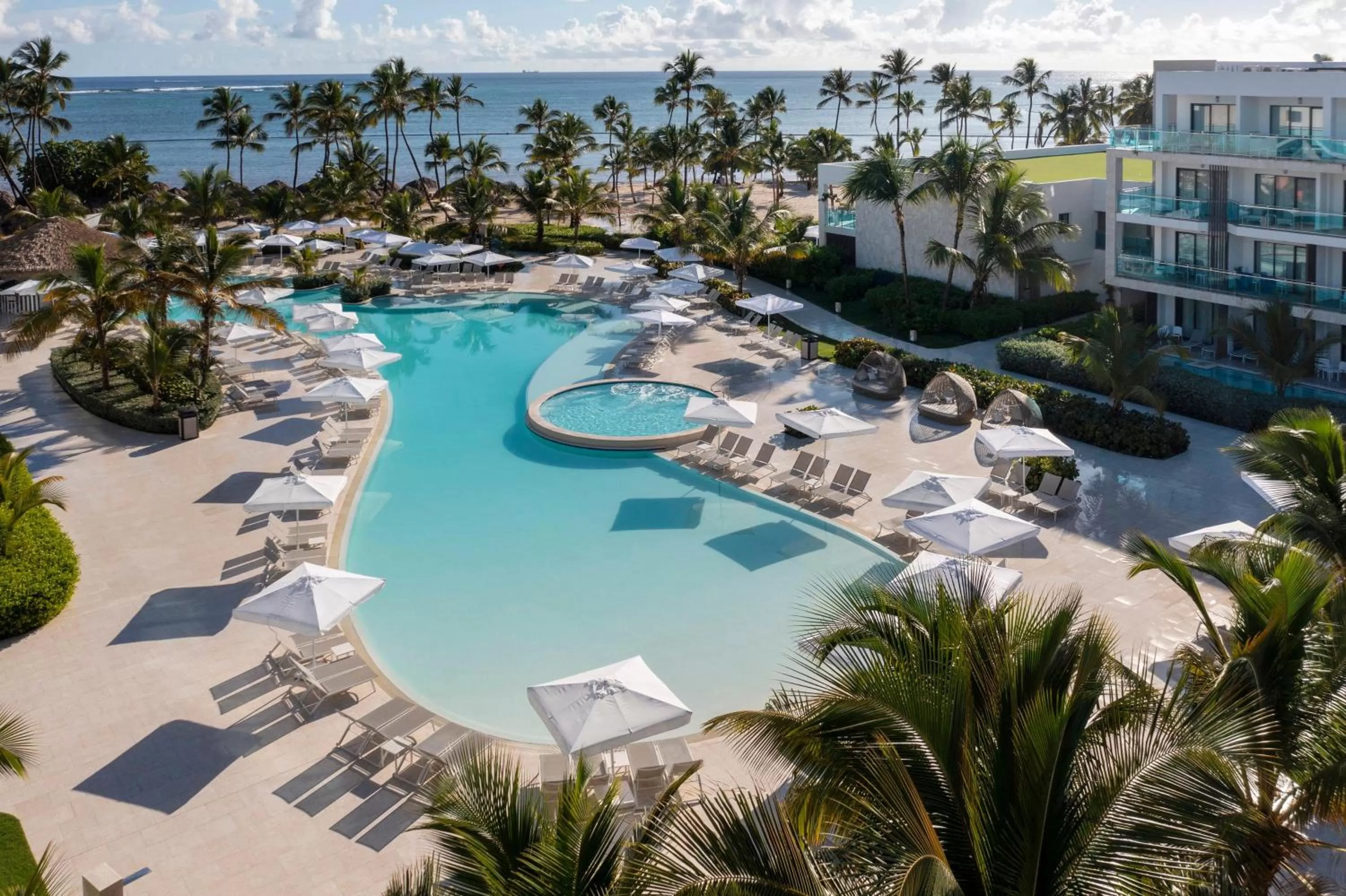 Swimming pool in Serenade Punta Cana Beach & Spa Resort